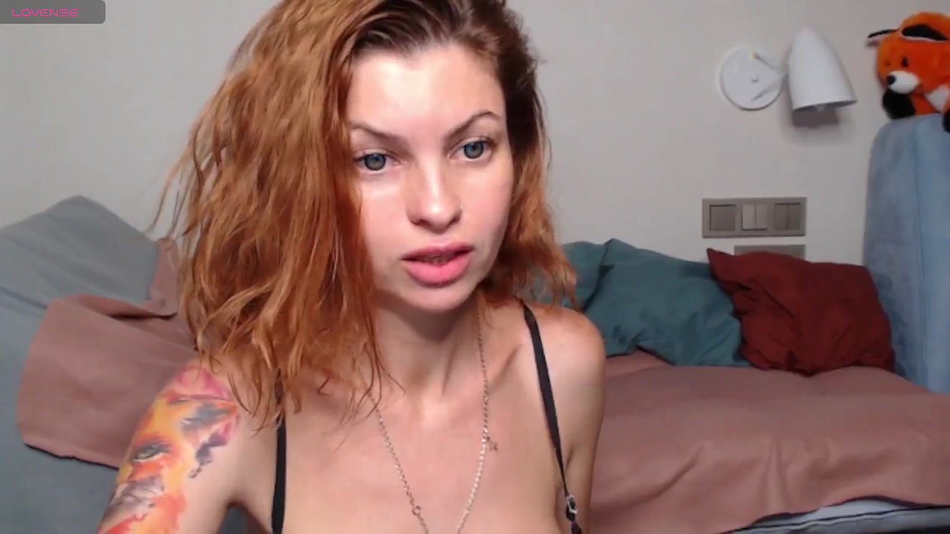 Gallery image thumbnail from FluffyTail's myfreecams stream on, 11/21/2024, 07:35 image 11 of 20