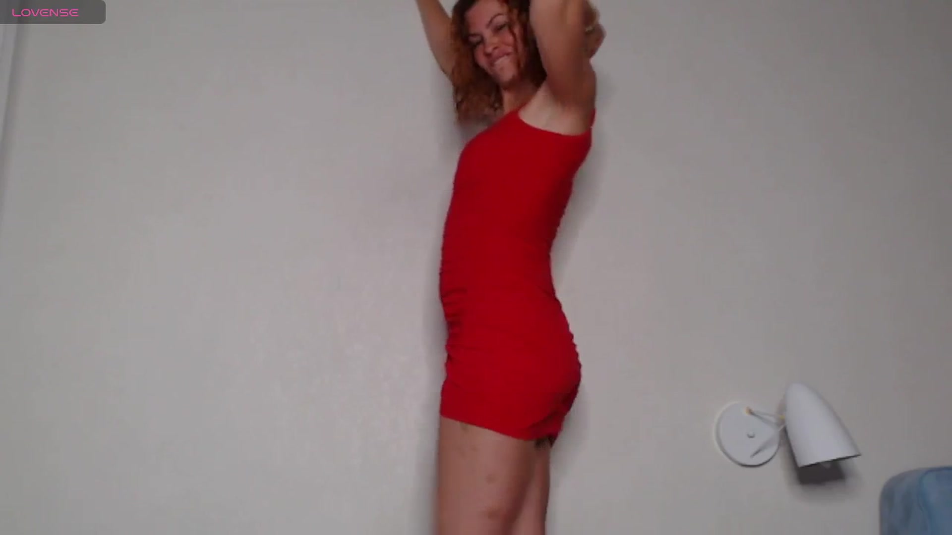 Gallery image thumbnail from FluffyTail's myfreecams stream on, 11/22/2024, 07:30 image 4 of 20