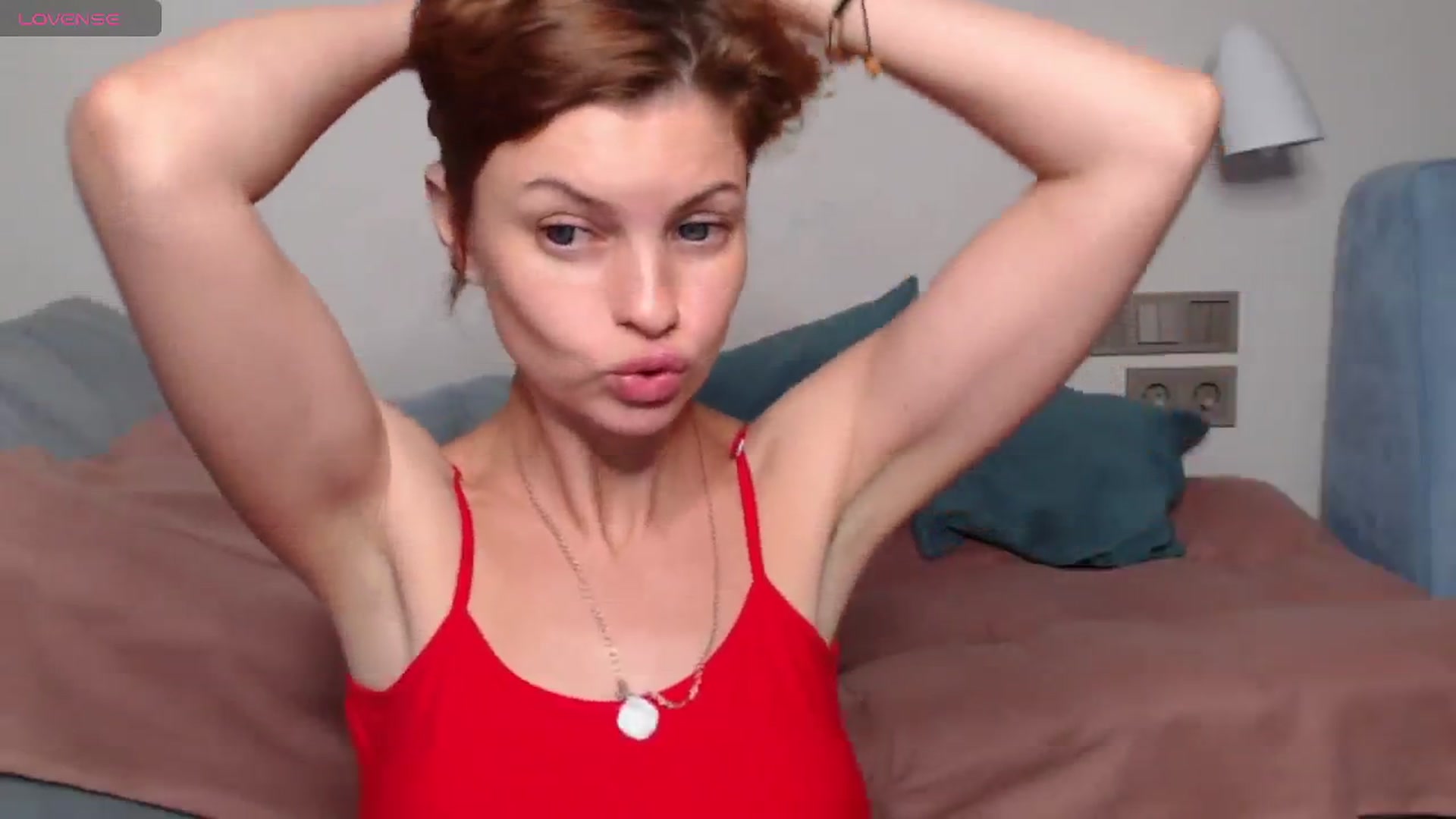 Gallery image thumbnail from FluffyTail's myfreecams stream on, 11/22/2024, 10:07 image 9 of 20