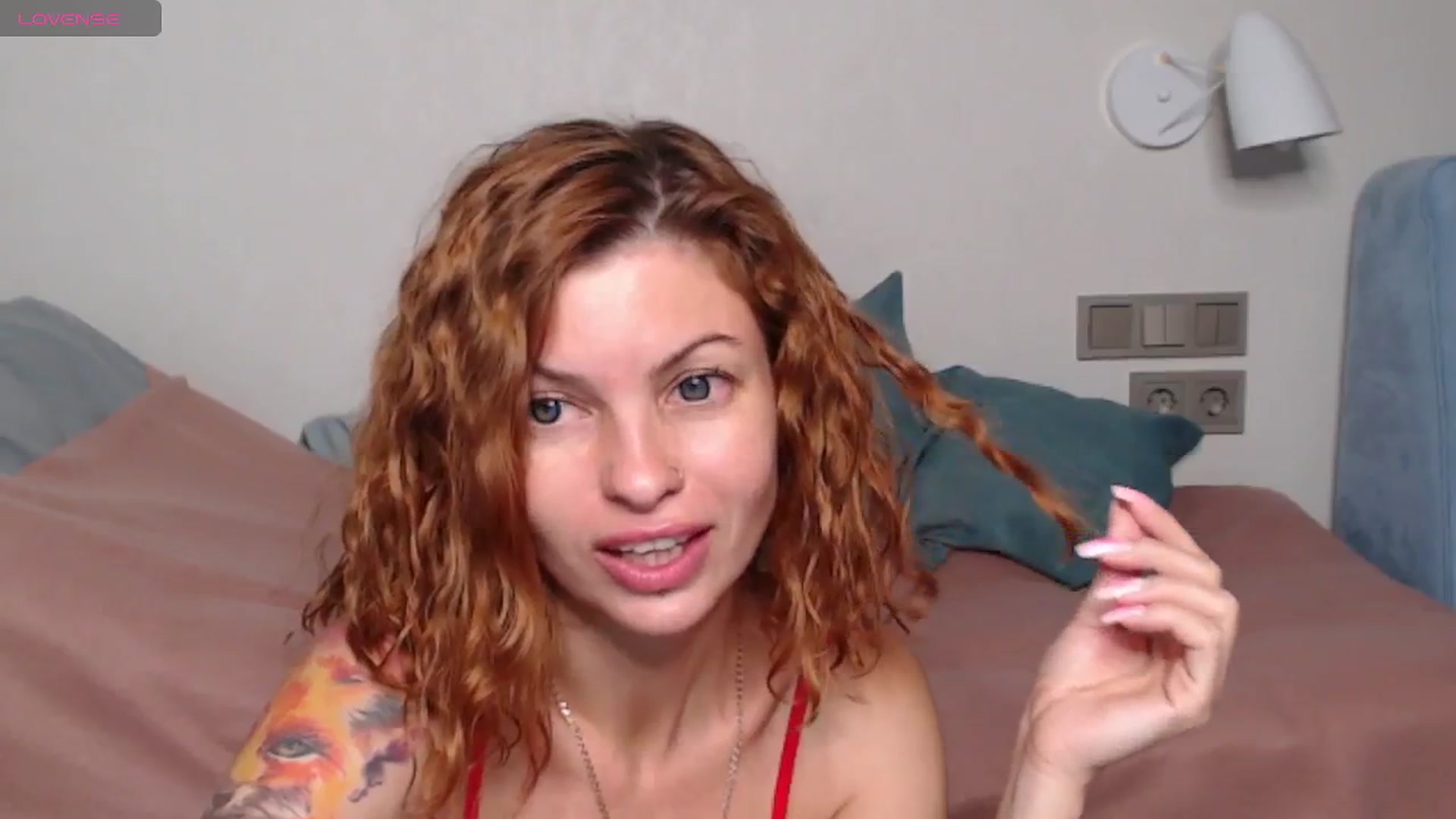 Gallery image thumbnail from FluffyTail's myfreecams stream on, 11/22/2024, 10:07 image 6 of 20