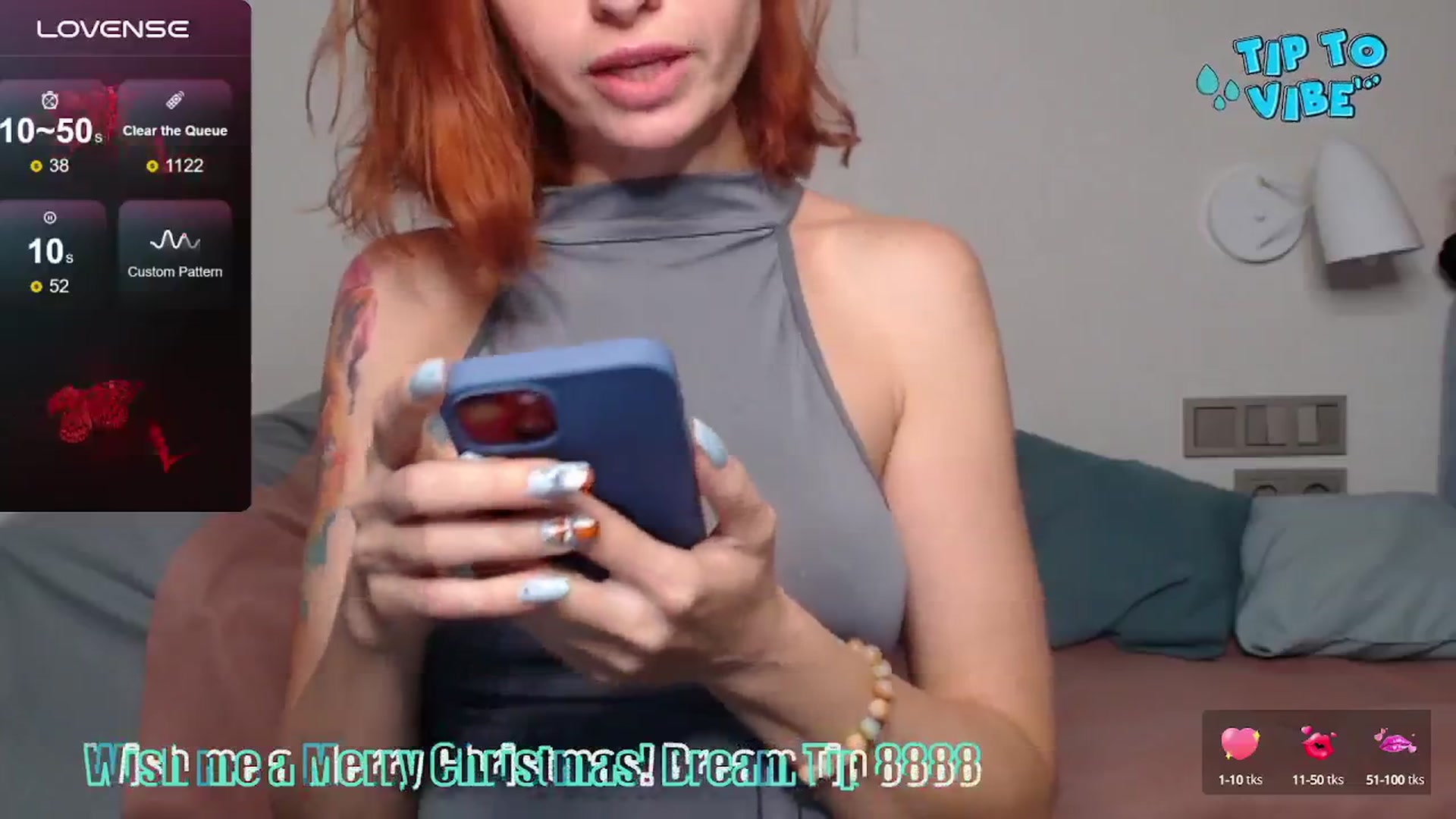 Gallery image thumbnail from FluffyTail's myfreecams stream on, 12/19/2024, 09:28 image 12 of 20