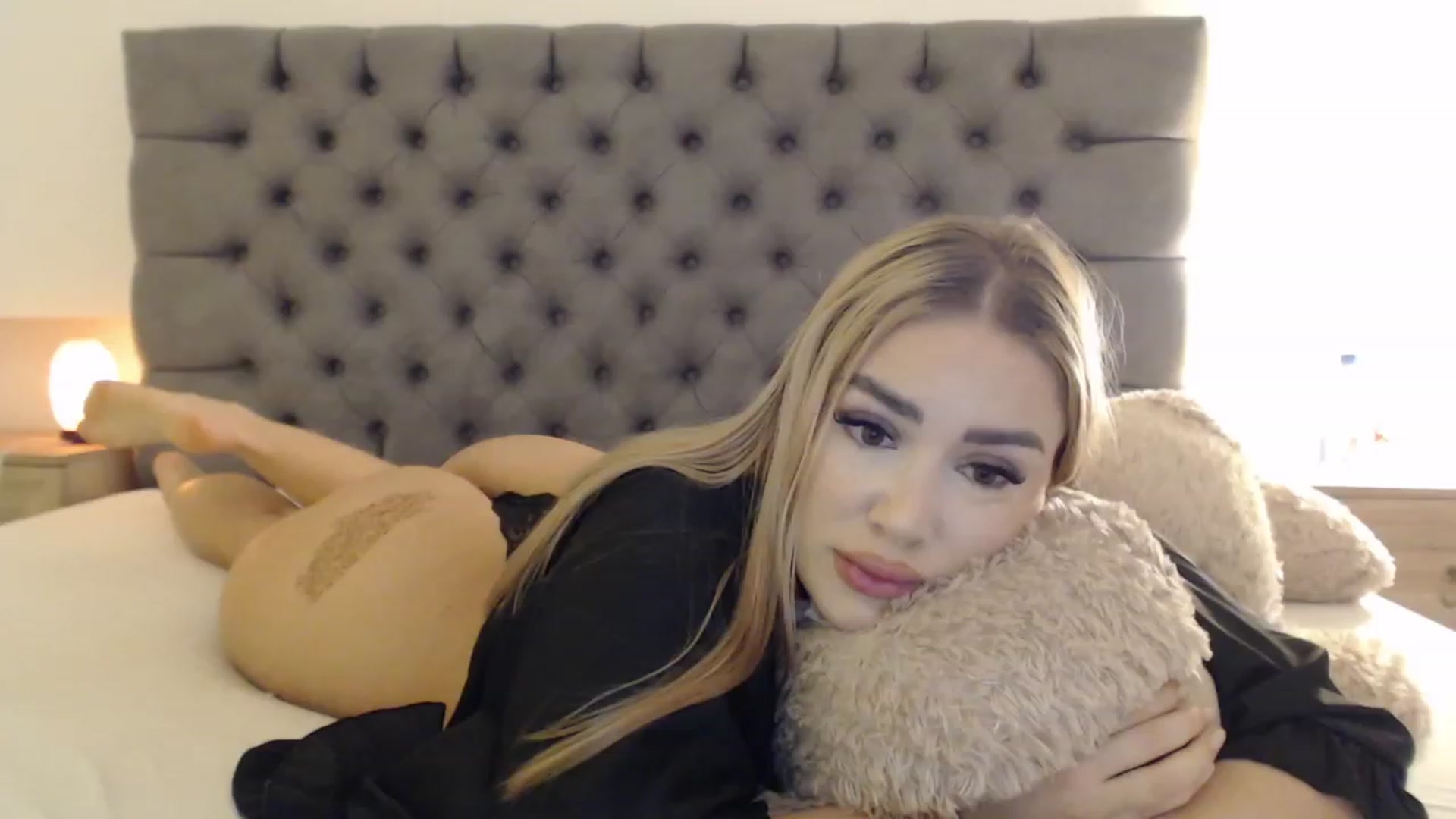 Gallery image thumbnail from Fluffycookie_'s myfreecams stream on, 03/27/2023, 16:48 image 1 of 20