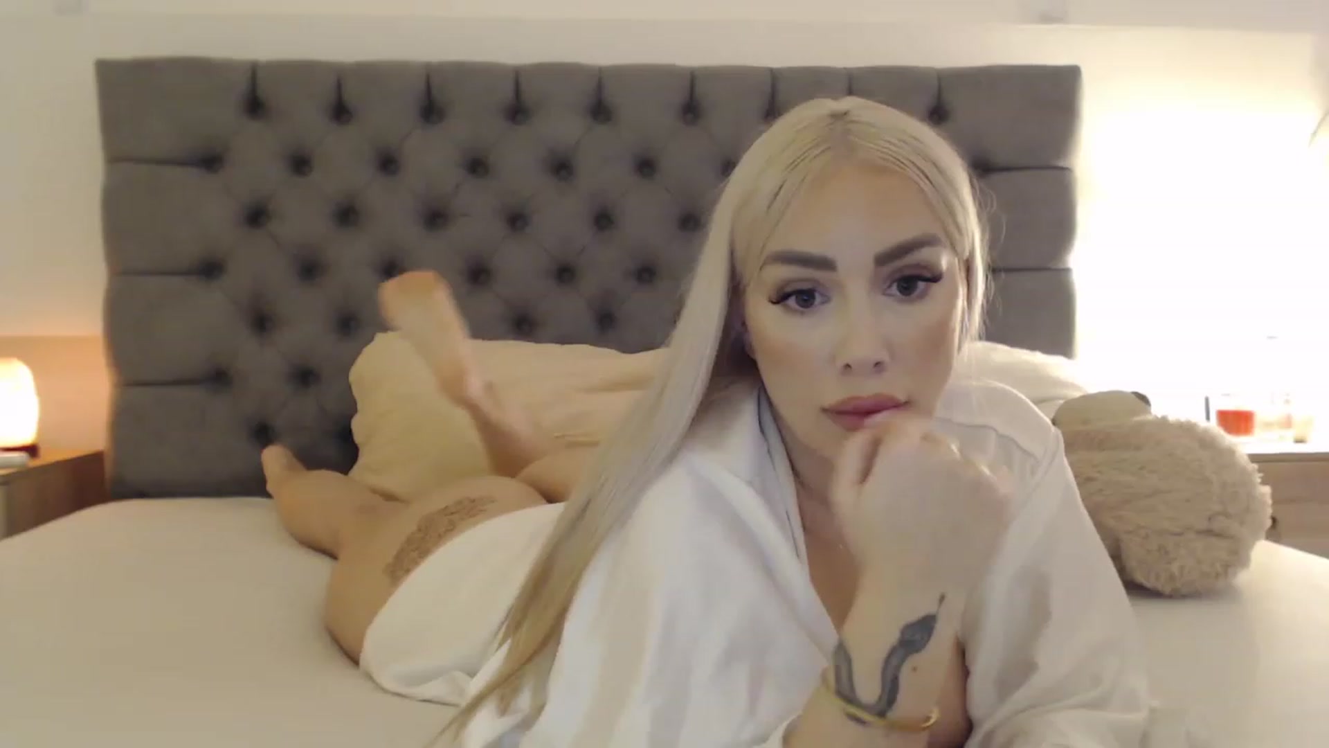 Gallery image thumbnail from Fluffycookie_'s myfreecams stream on, 10/17/2023, 14:23 image 2 of 20