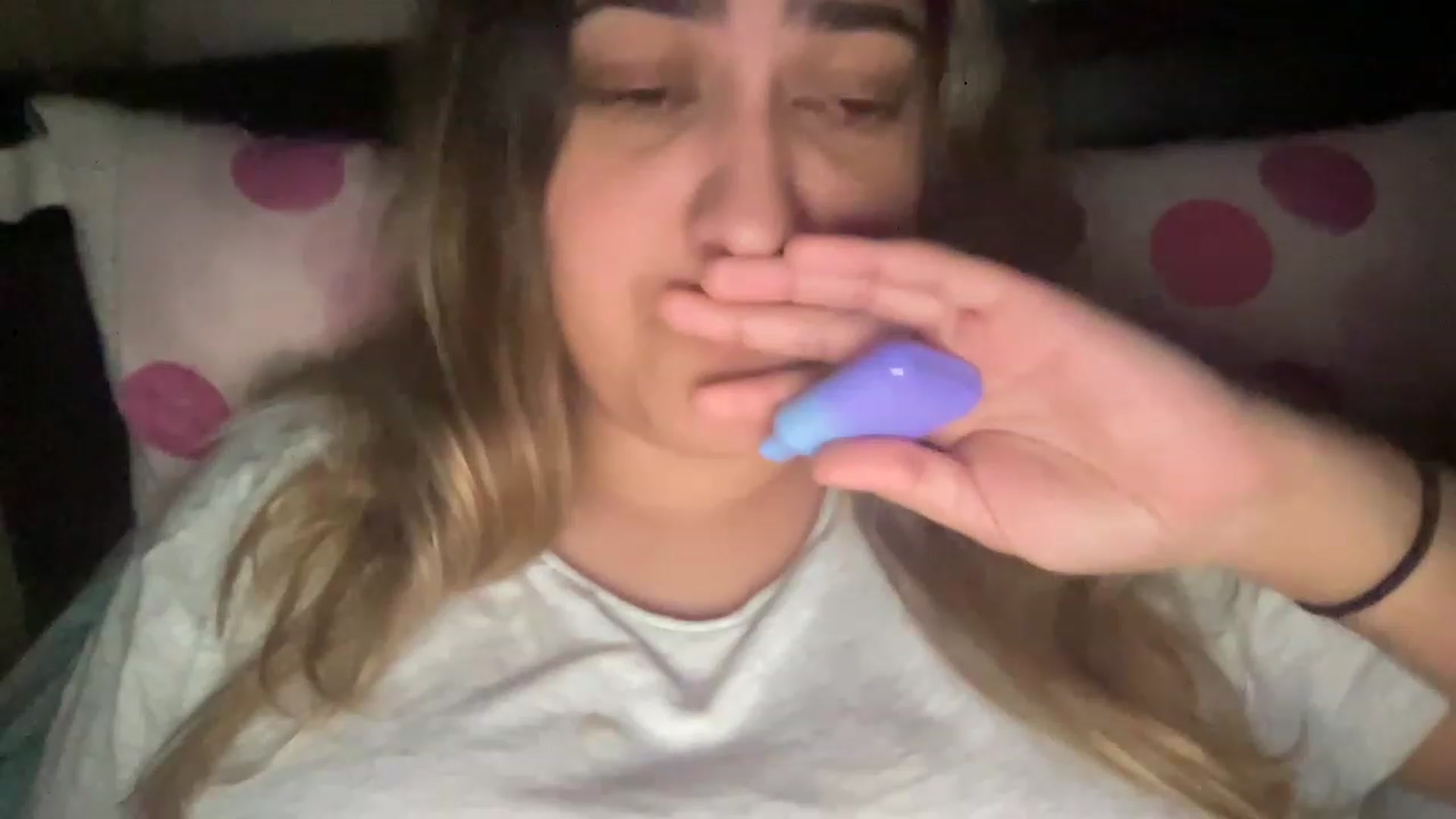 Gallery image thumbnail from Flygyal's myfreecams stream on, 11/15/2022, 22:54 image 4 of 20