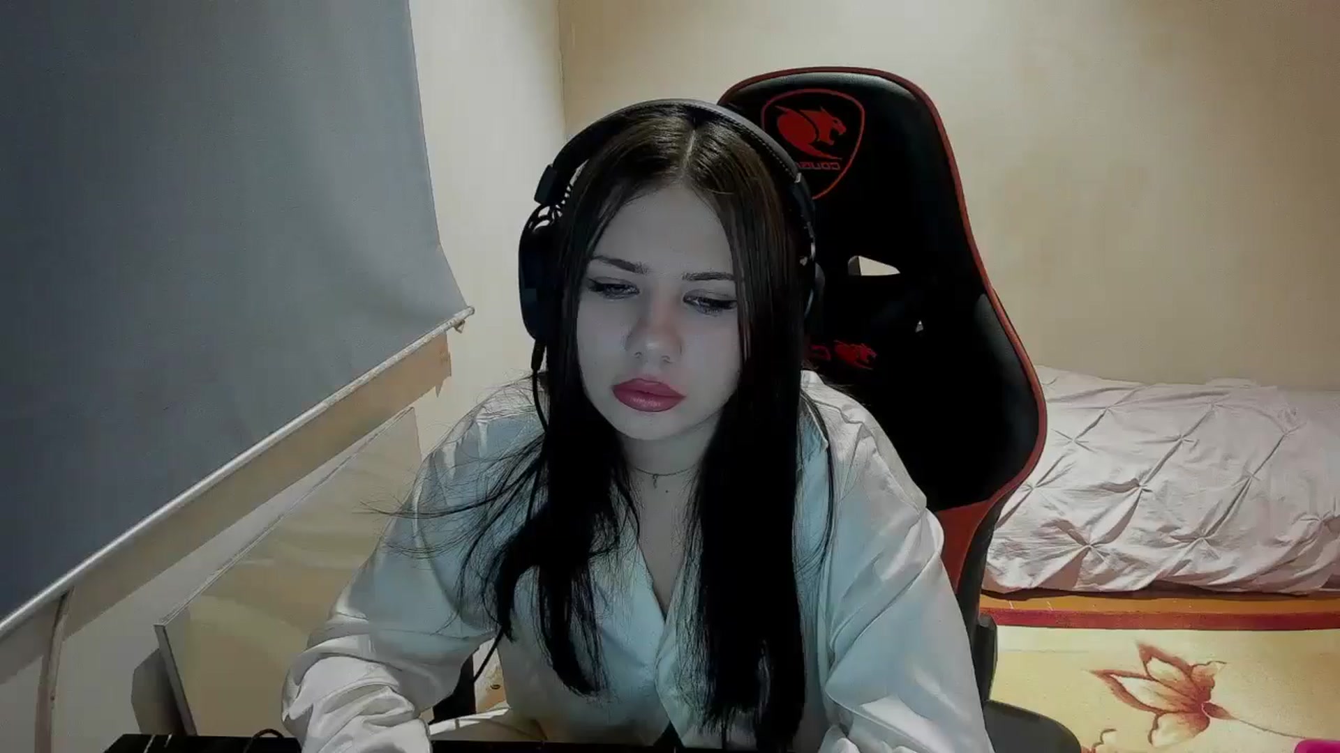 Gallery image thumbnail from FlyingDream's myfreecams stream on, 11/17/2024, 17:39 image 20 of 20
