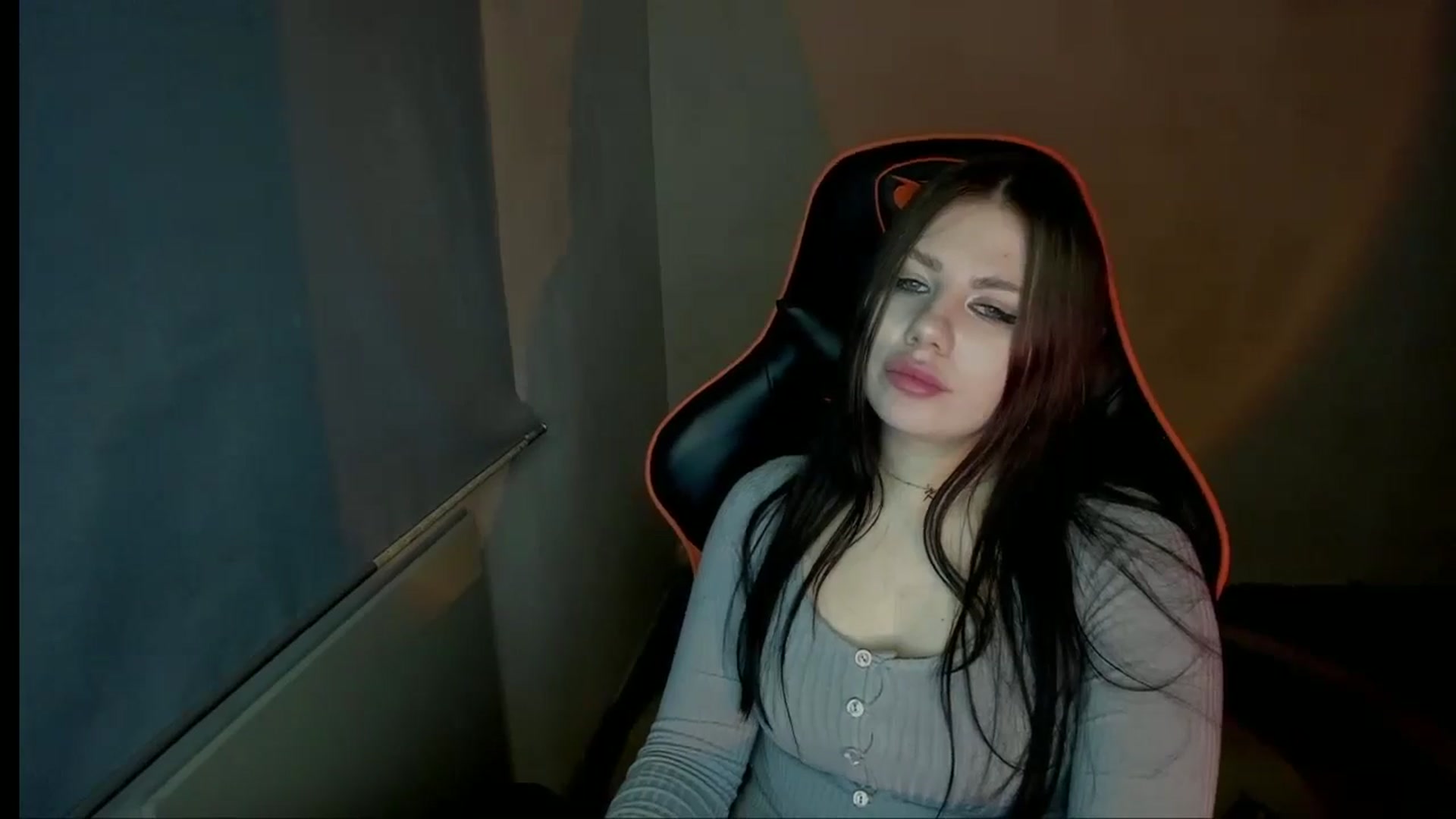Gallery image thumbnail from FlyingDream's myfreecams stream on, 12/25/2024, 18:29 image 20 of 20