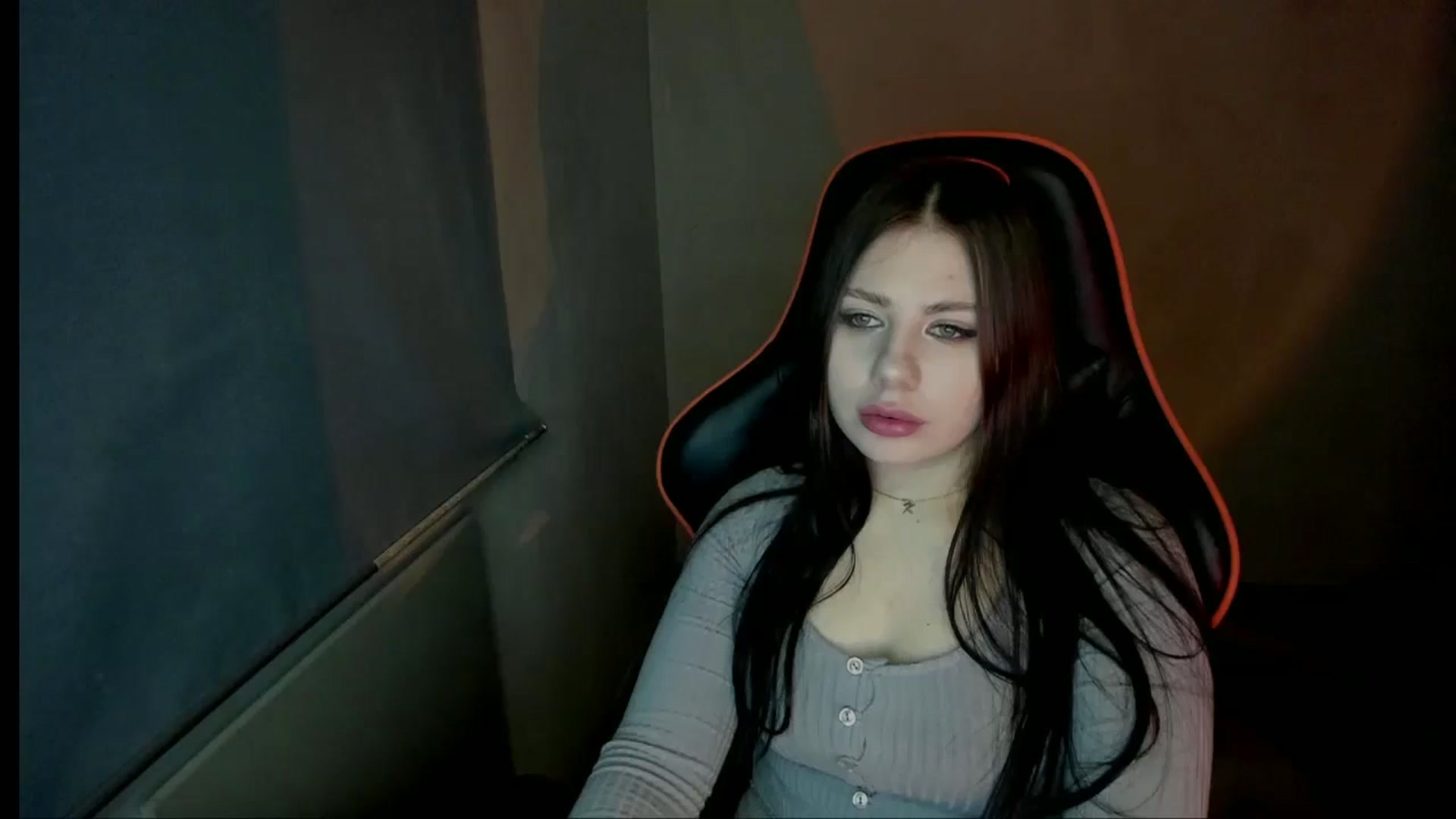 Gallery image thumbnail from FlyingDream's myfreecams stream on, 12/25/2024, 18:29 image 9 of 20