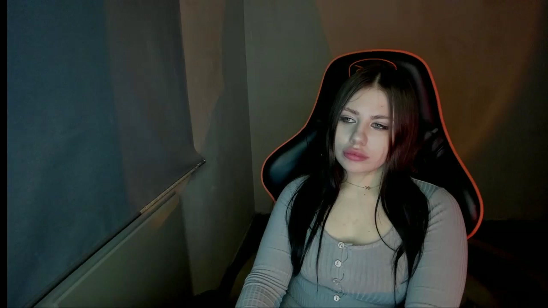 Gallery image thumbnail from FlyingDream's myfreecams stream on, 12/25/2024, 19:44 image 7 of 20