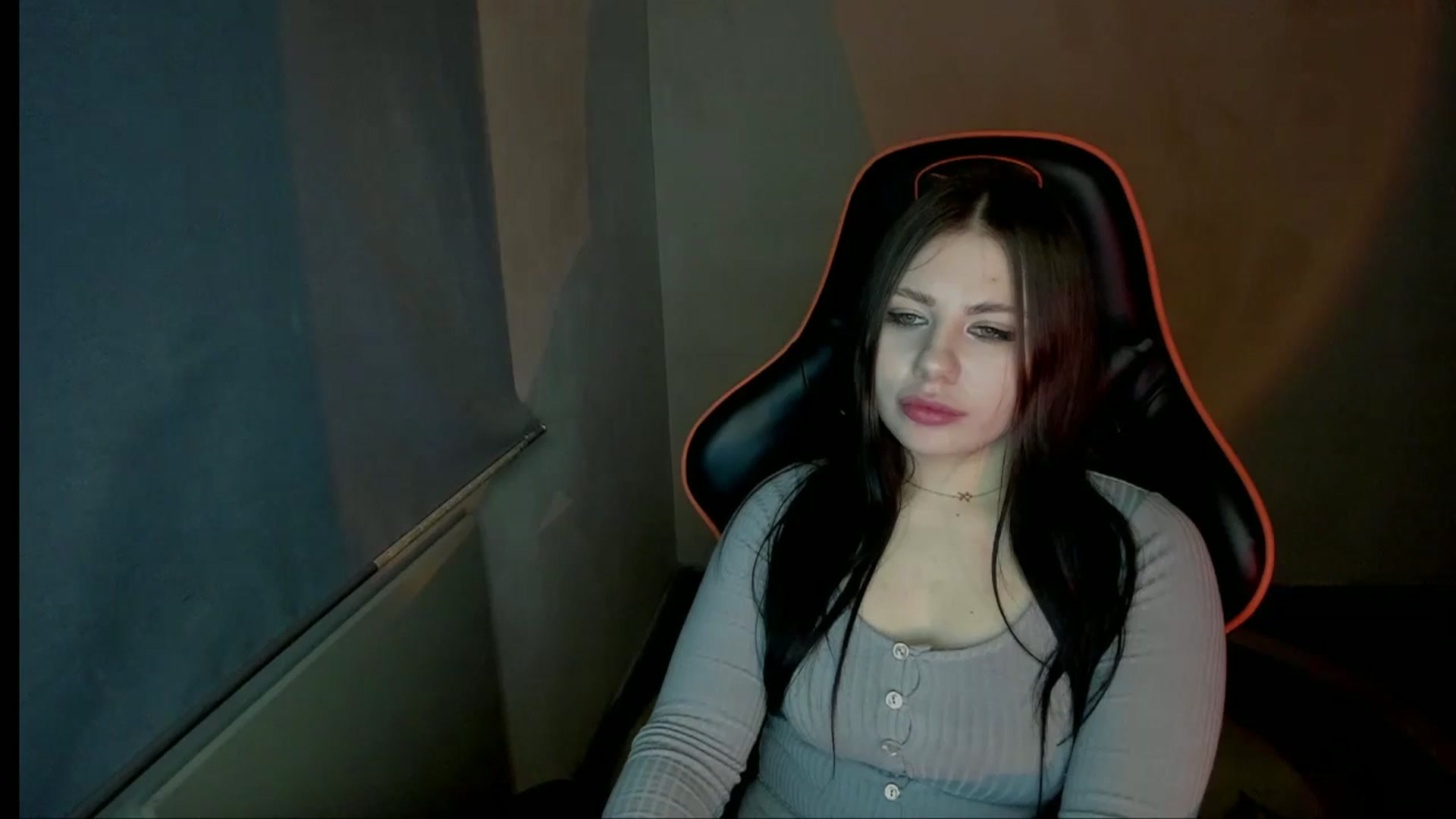 Gallery image thumbnail from FlyingDream's myfreecams stream on, 12/25/2024, 19:44 image 5 of 20