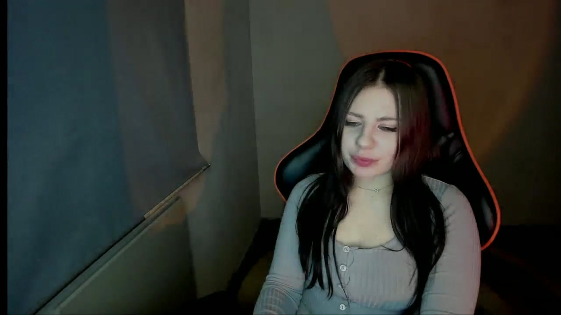 Gallery image thumbnail from FlyingDream's myfreecams stream on, 12/25/2024, 19:44 image 14 of 20