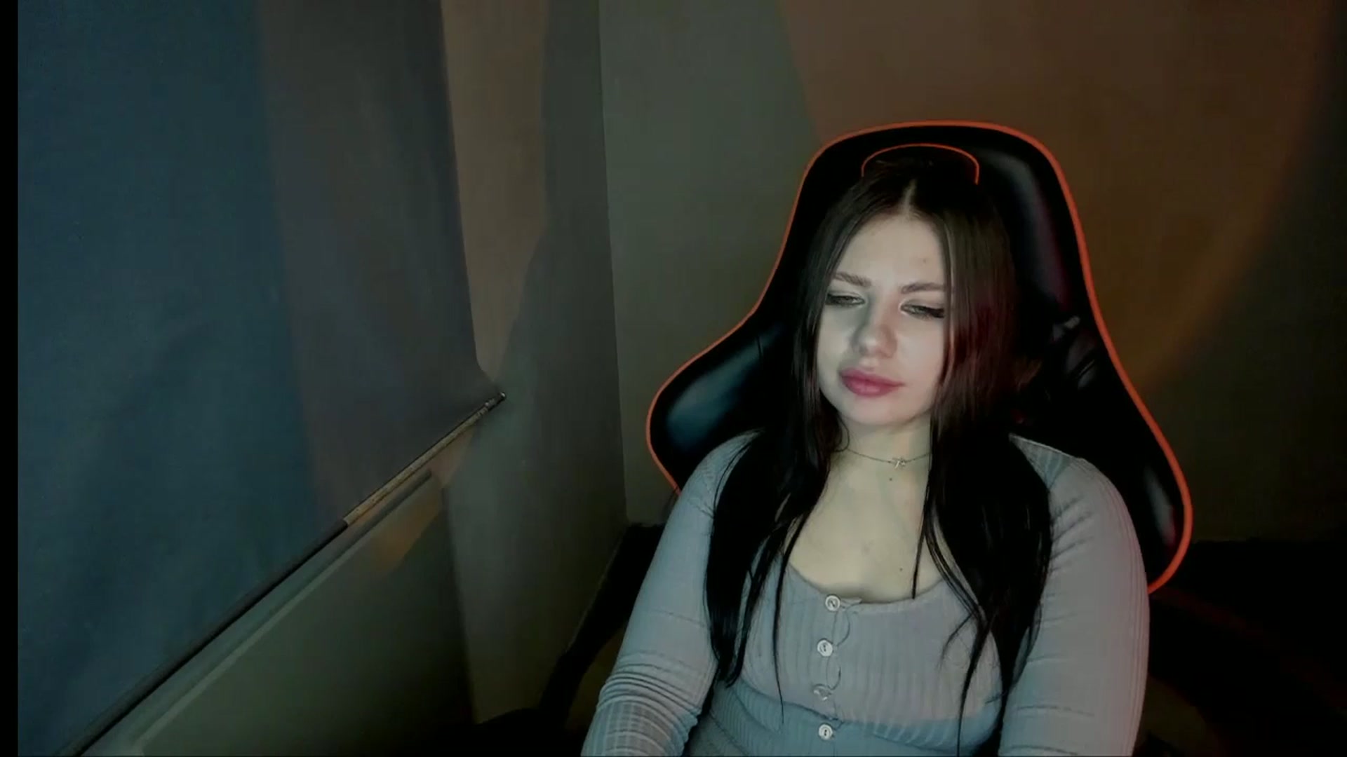 Gallery image thumbnail from FlyingDream's myfreecams stream on, 12/25/2024, 19:44 image 11 of 20