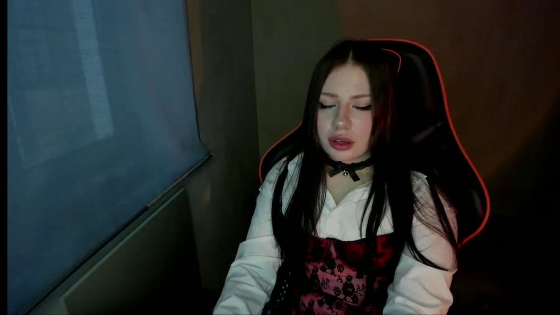 Gallery image thumbnail from FlyingDream's myfreecams stream on, 12/26/2024, 13:34 image 10 of 20