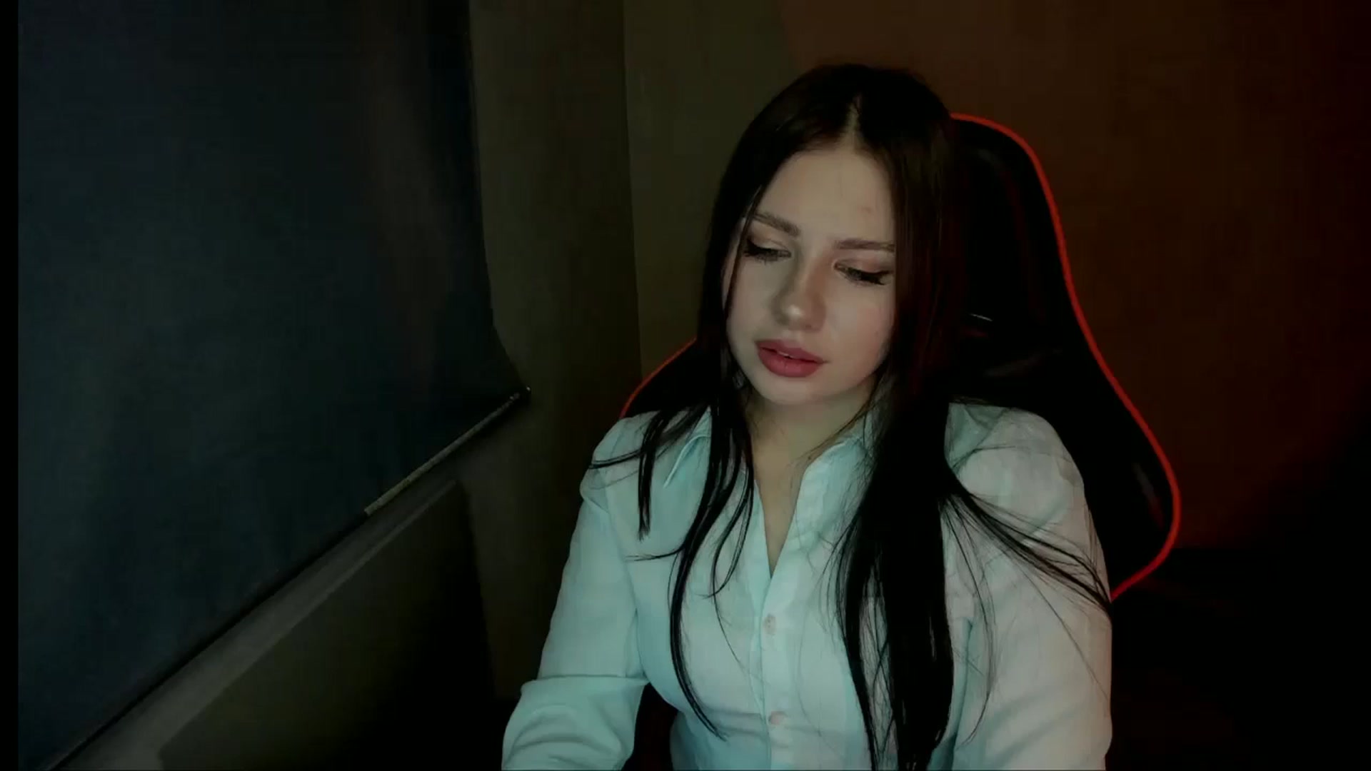 Gallery image thumbnail from FlyingDream's myfreecams stream on, 12/27/2024, 16:33 image 1 of 20