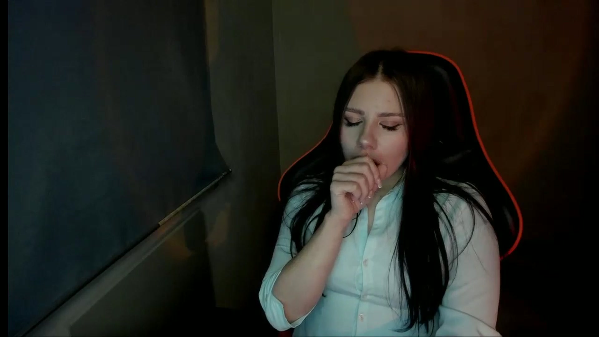 Gallery image thumbnail from FlyingDream's myfreecams stream on, 12/27/2024, 16:33 image 14 of 20