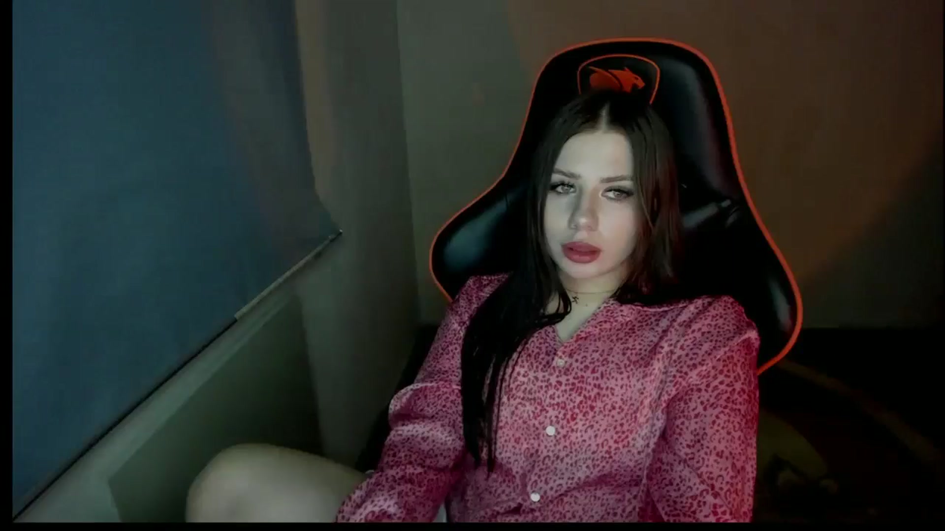 Gallery image thumbnail from FlyingDream's myfreecams stream on, 01/02/2025, 19:06 image 11 of 20