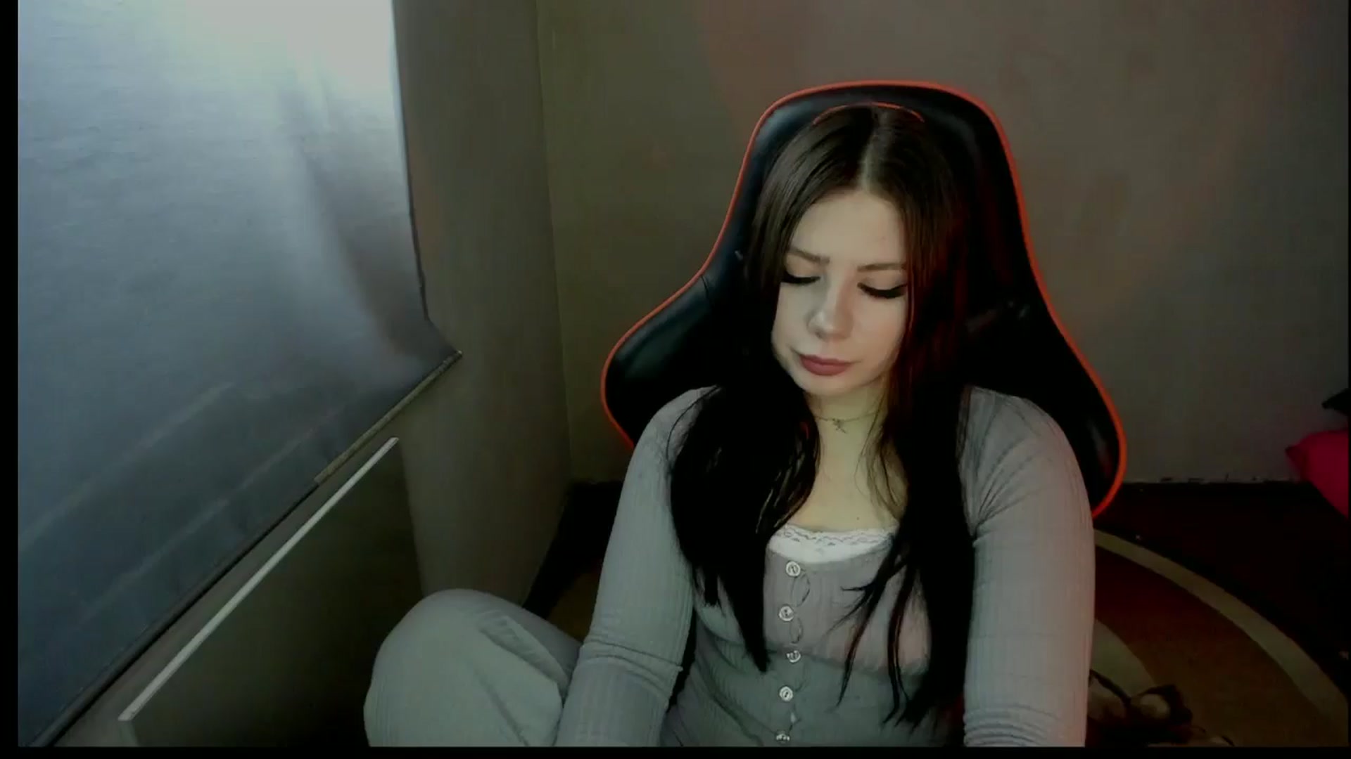 Gallery image thumbnail from FlyingDream's myfreecams stream on, 01/06/2025, 09:51 image 12 of 20