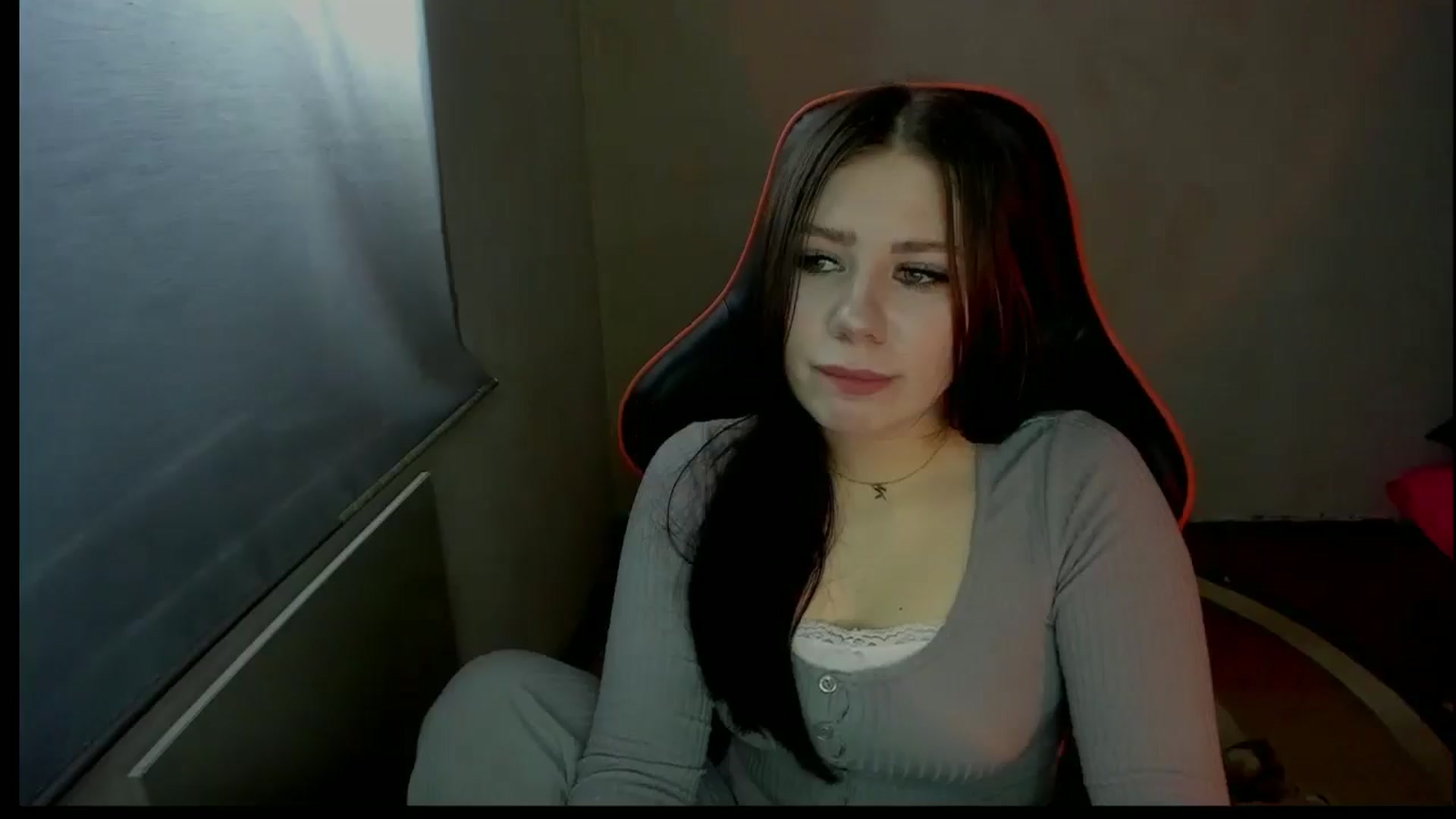 Gallery image thumbnail from FlyingDream's myfreecams stream on, 01/06/2025, 09:51 image 18 of 20