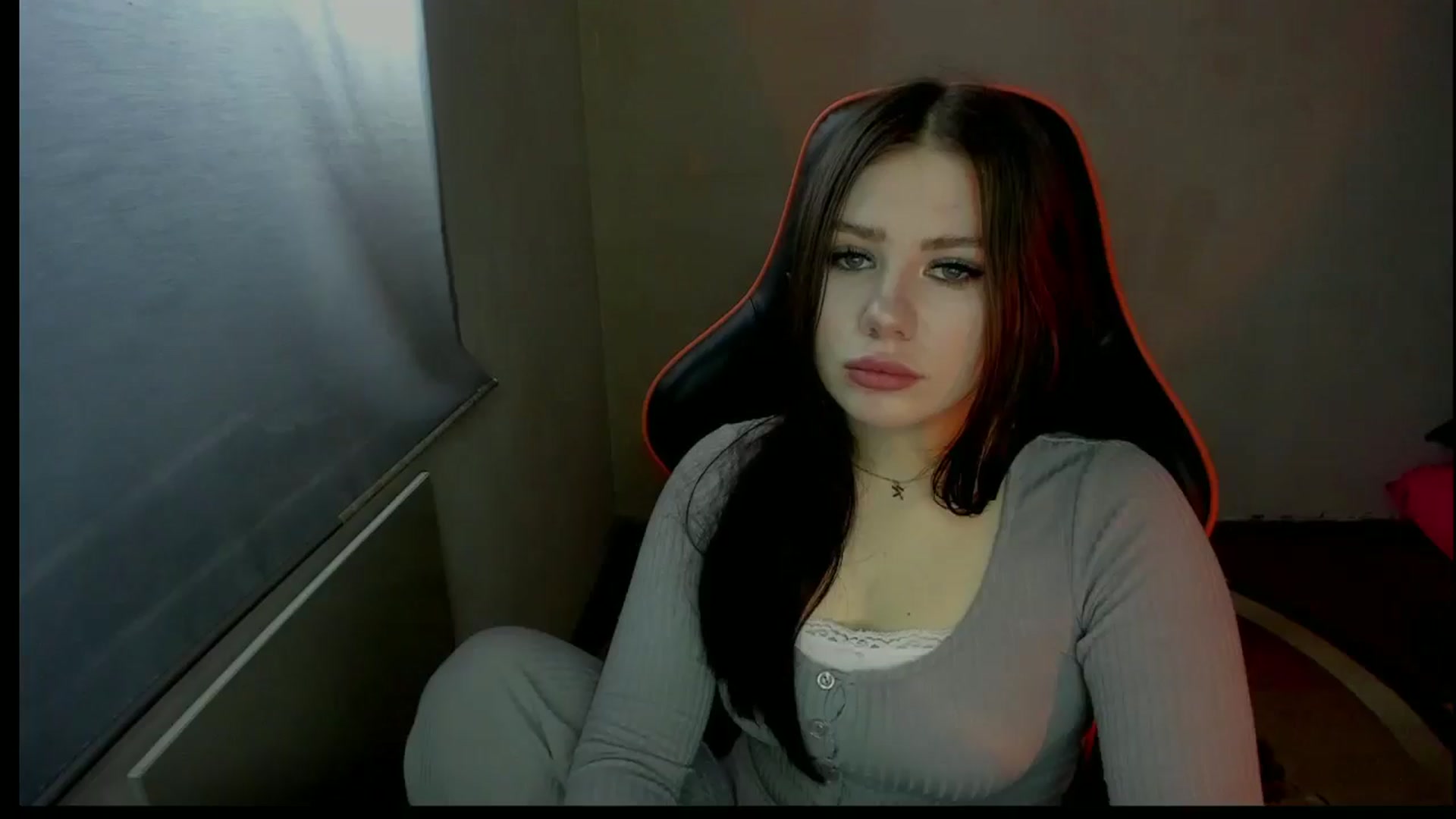 Gallery image thumbnail from FlyingDream's myfreecams stream on, 01/06/2025, 09:51 image 16 of 20