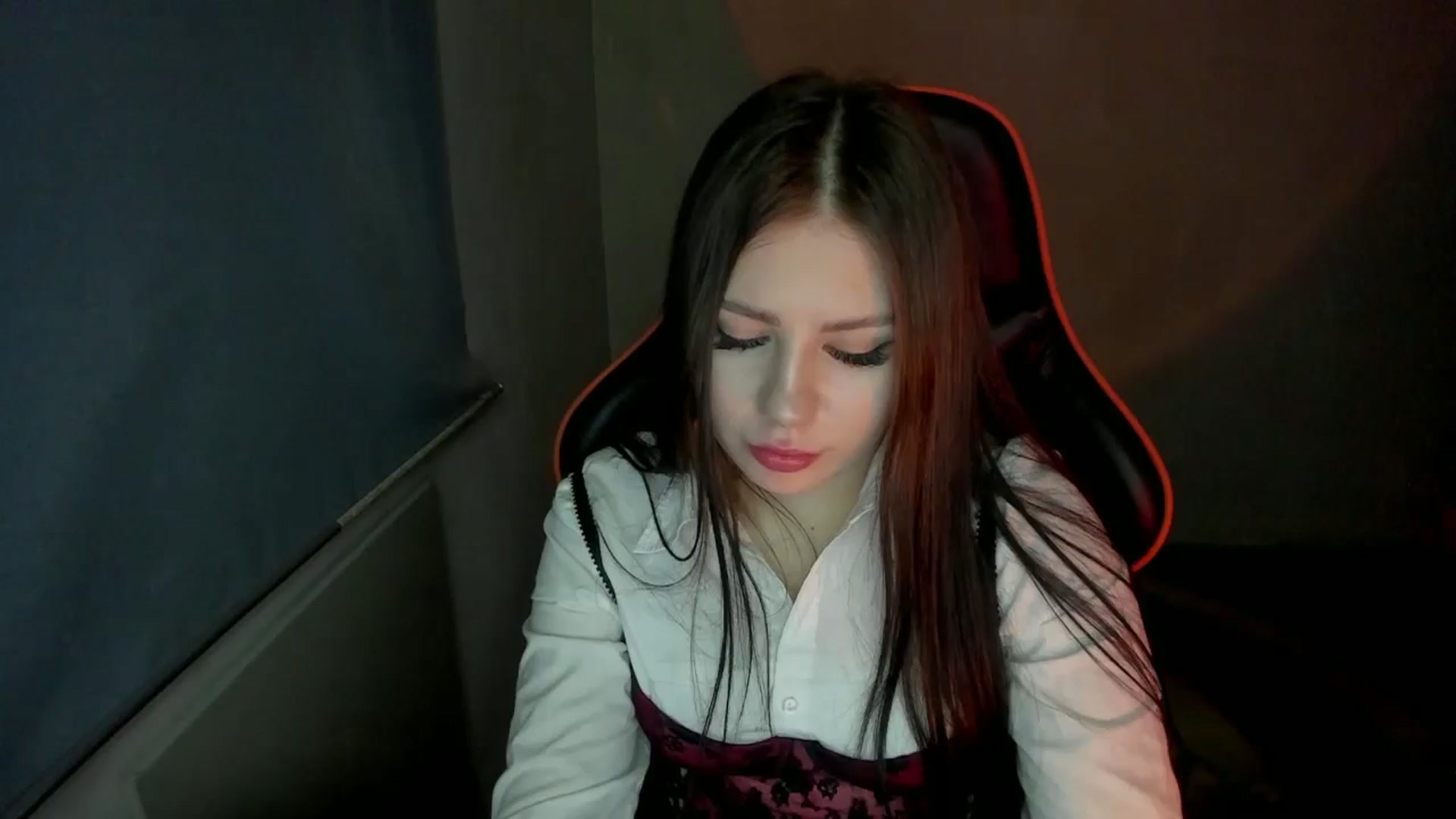 Gallery image thumbnail from FlyingDream's myfreecams stream on, 01/07/2025, 19:49 image 14 of 20