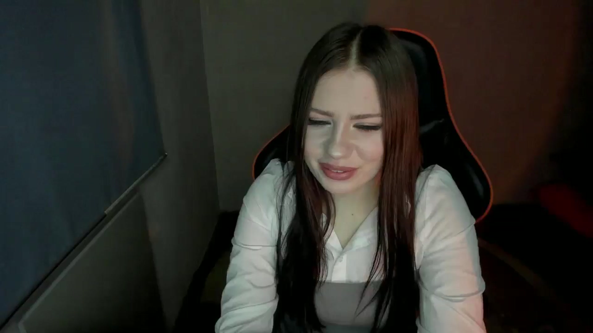 Gallery image thumbnail from FlyingDream's myfreecams stream on, 01/08/2025, 15:05 image 7 of 20