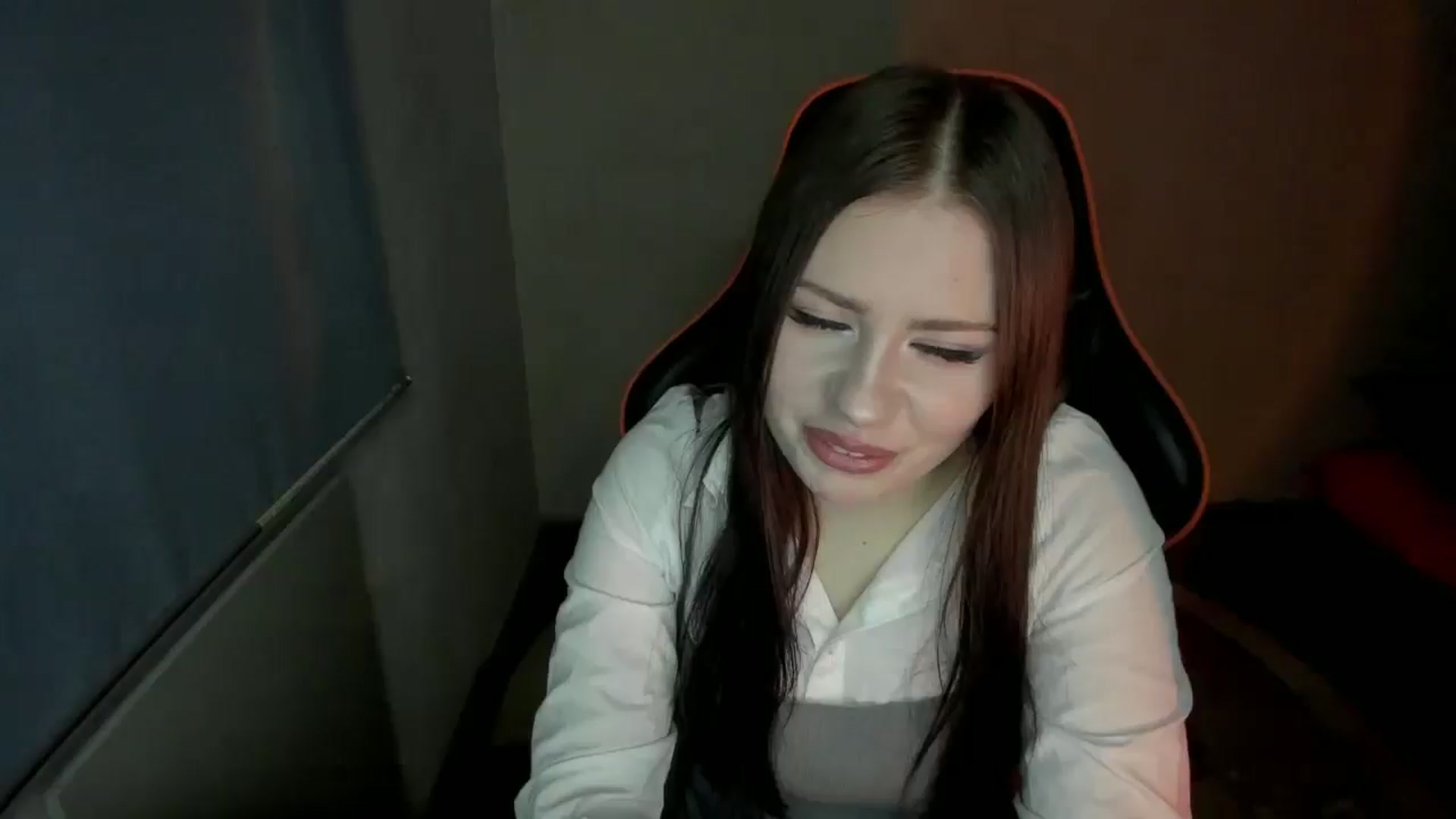 Gallery image thumbnail from FlyingDream's myfreecams stream on, 01/08/2025, 15:05 image 9 of 20