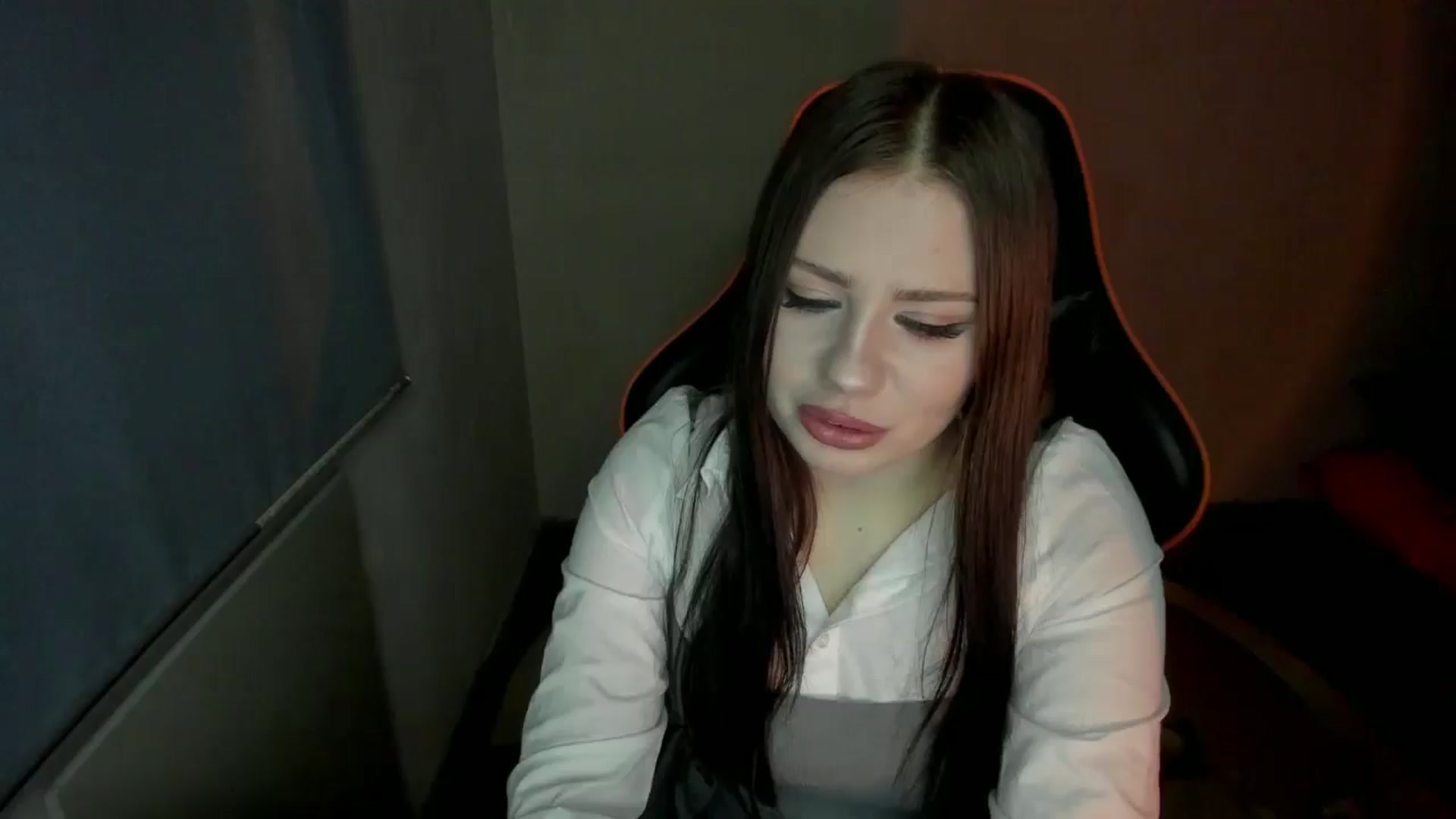 Gallery image thumbnail from FlyingDream's myfreecams stream on, 01/08/2025, 15:05 image 13 of 20