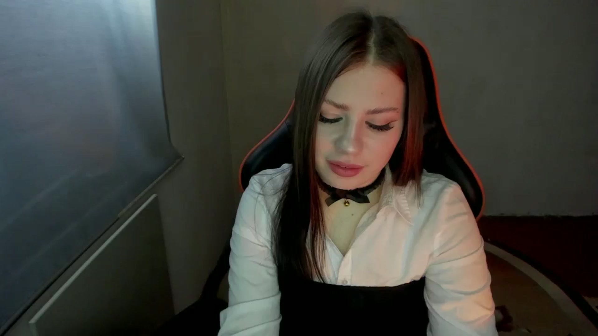 Gallery image thumbnail from FlyingDream's myfreecams stream on, 01/10/2025, 12:10 image 16 of 20