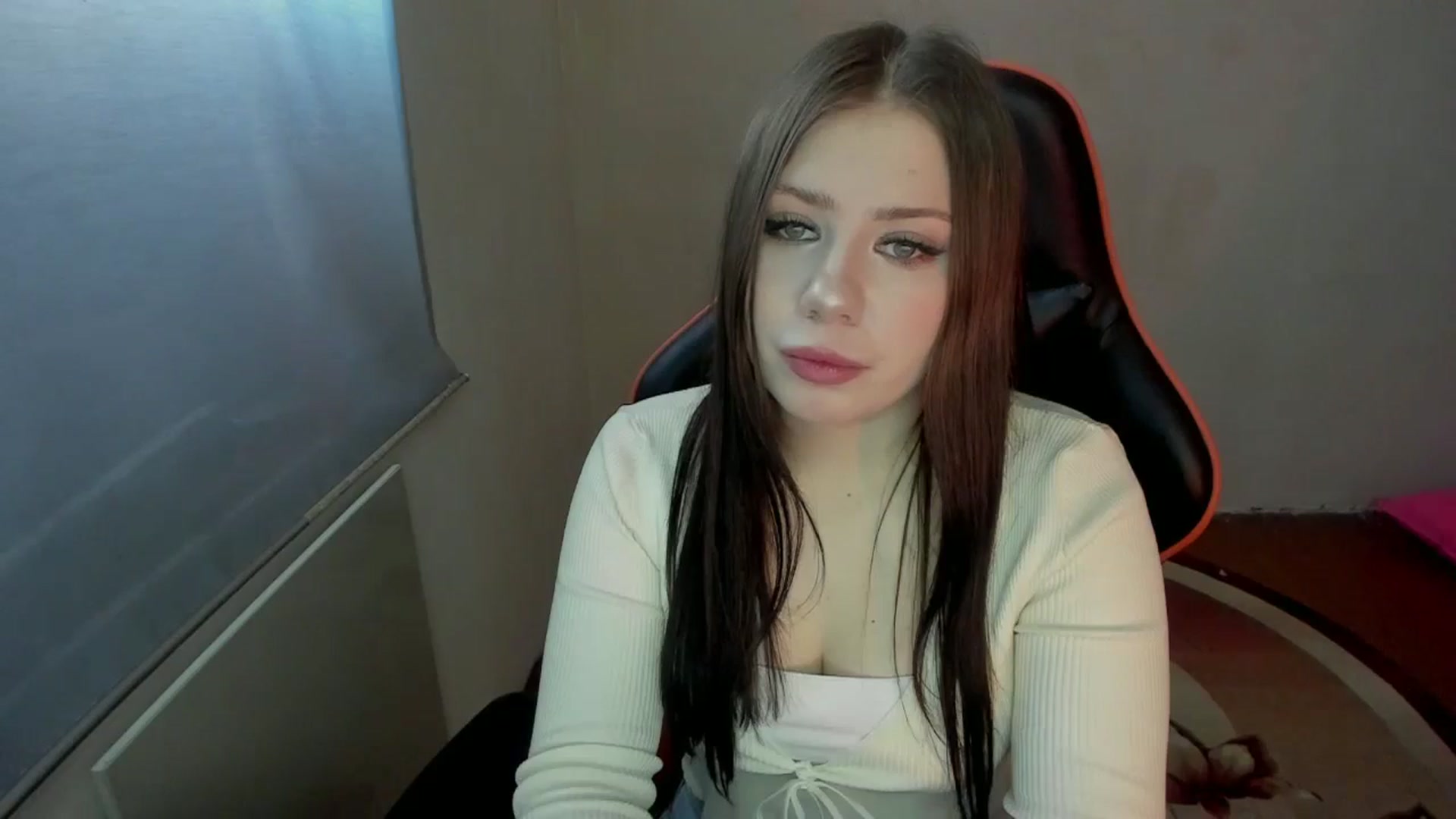 Gallery image thumbnail from FlyingDream's myfreecams stream on, 01/12/2025, 11:14 image 19 of 20
