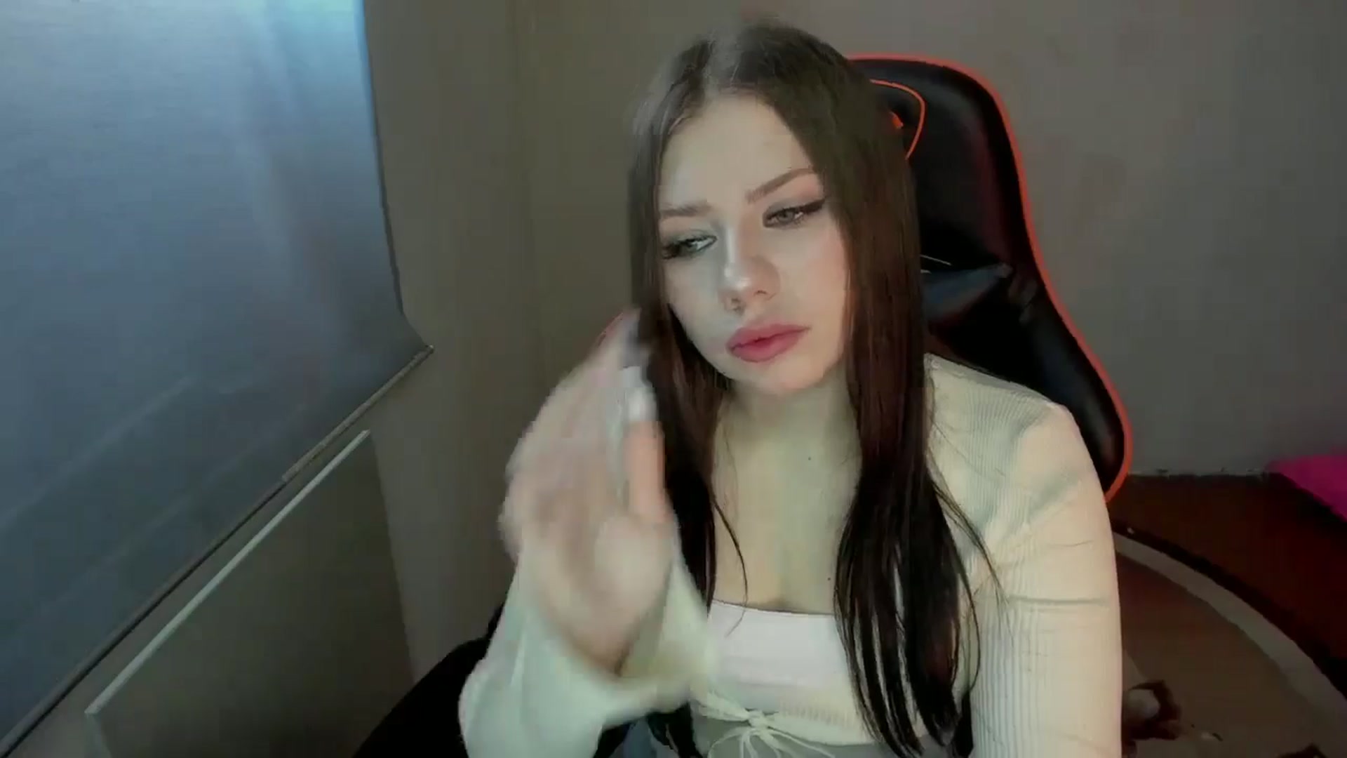 Gallery image thumbnail from FlyingDream's myfreecams stream on, 01/12/2025, 12:21 image 3 of 20