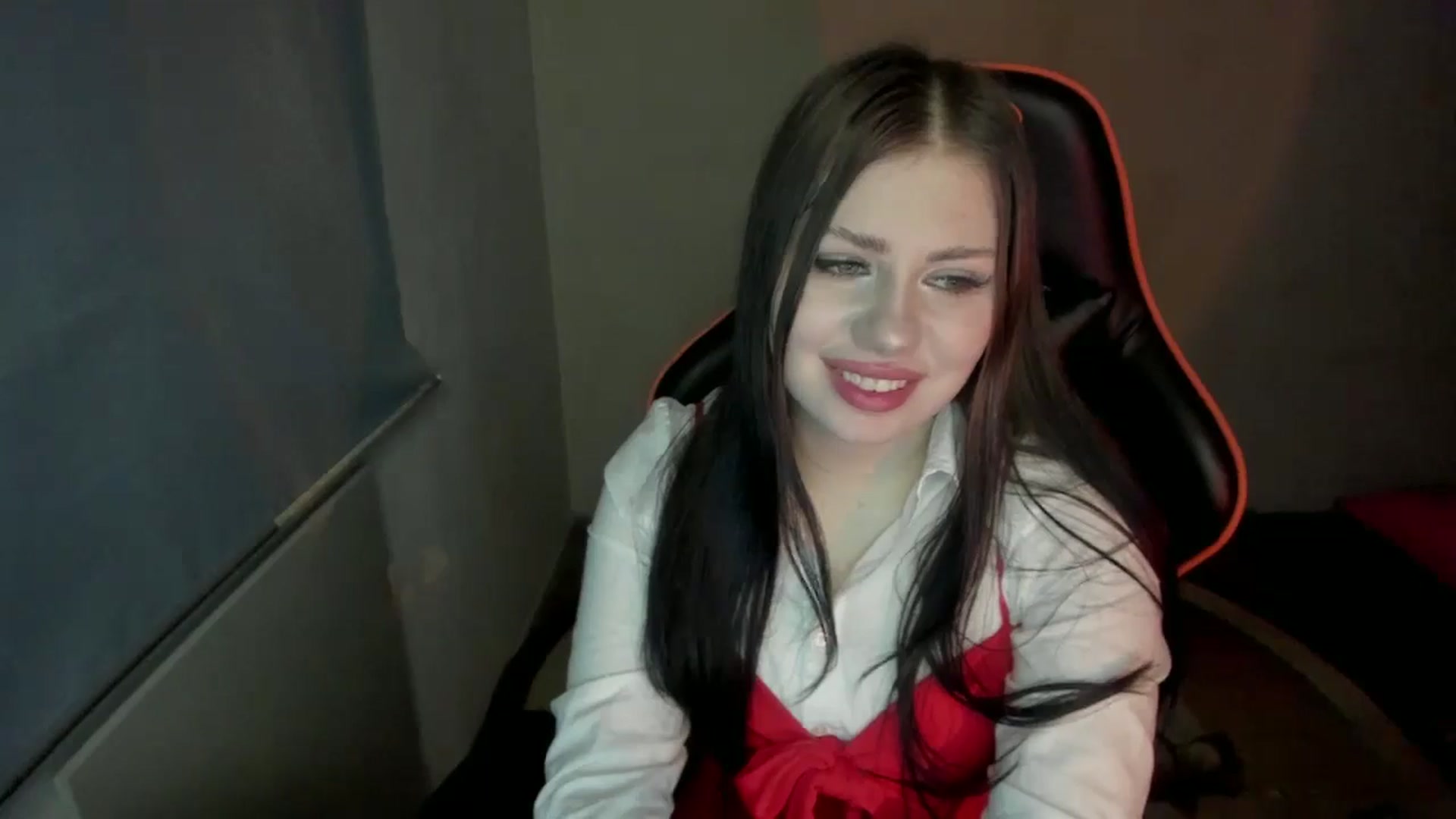Gallery image thumbnail from FlyingDream's myfreecams stream on, 01/13/2025, 14:59 image 18 of 20