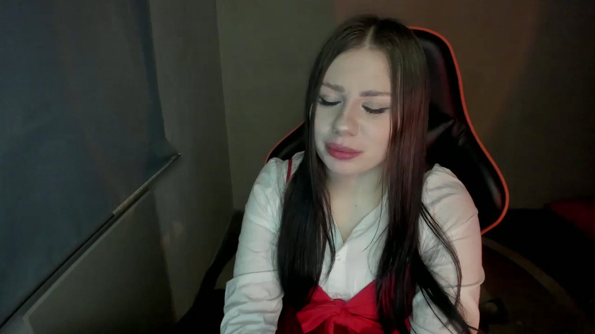 Gallery image thumbnail from FlyingDream's myfreecams stream on, 01/13/2025, 14:59 image 16 of 20