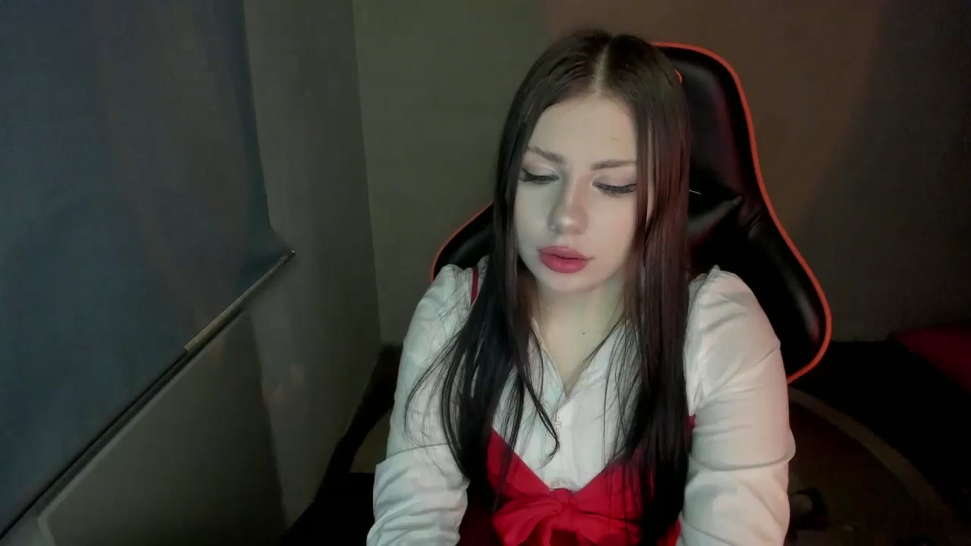 Gallery image thumbnail from FlyingDream's myfreecams stream on, 01/13/2025, 14:59 image 7 of 20