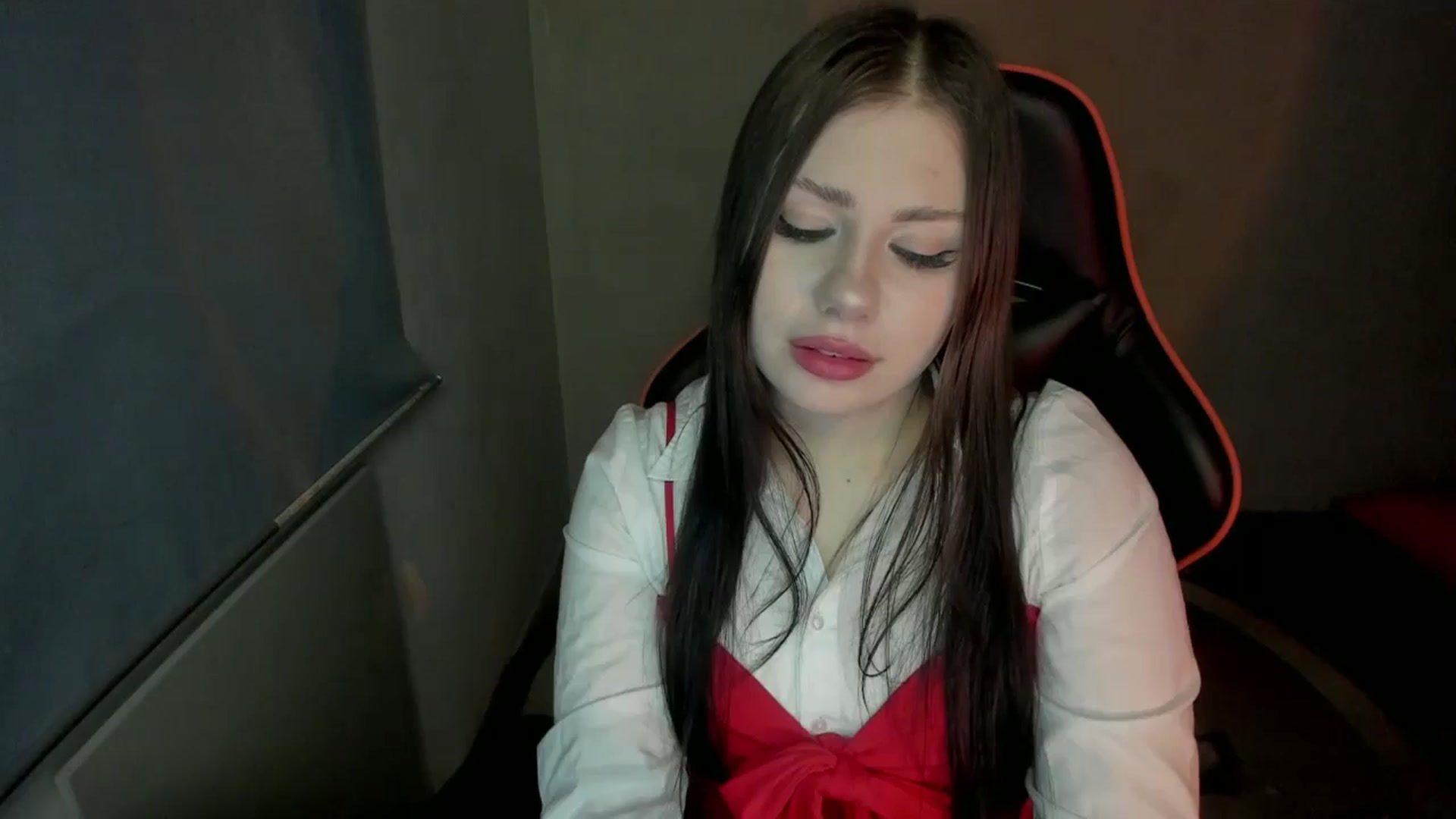 Gallery image thumbnail from FlyingDream's myfreecams stream on, 01/13/2025, 14:59 image 11 of 20