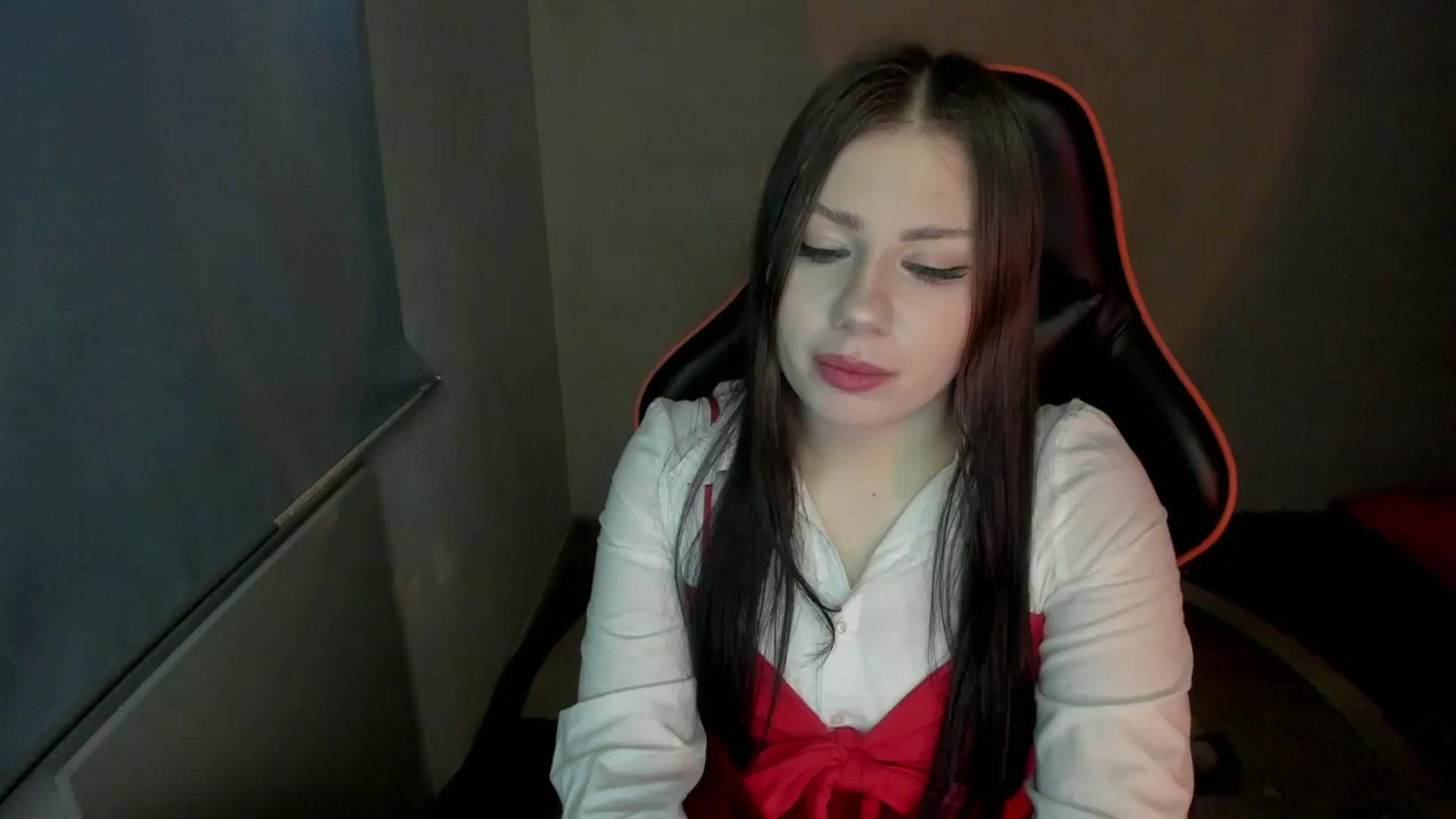 Gallery image thumbnail from FlyingDream's myfreecams stream on, 01/13/2025, 14:59 image 1 of 20