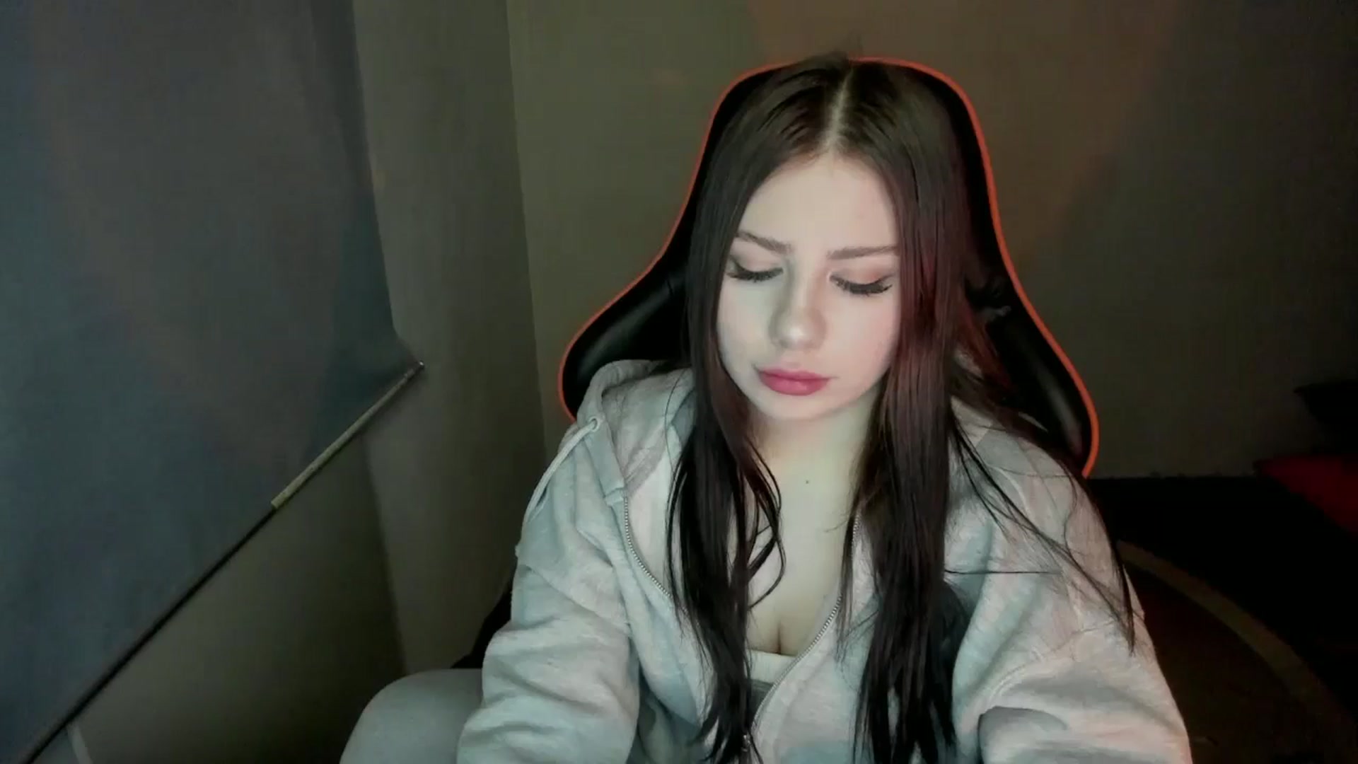 Gallery image thumbnail from FlyingDream's myfreecams stream on, 01/15/2025, 16:57 image 4 of 20