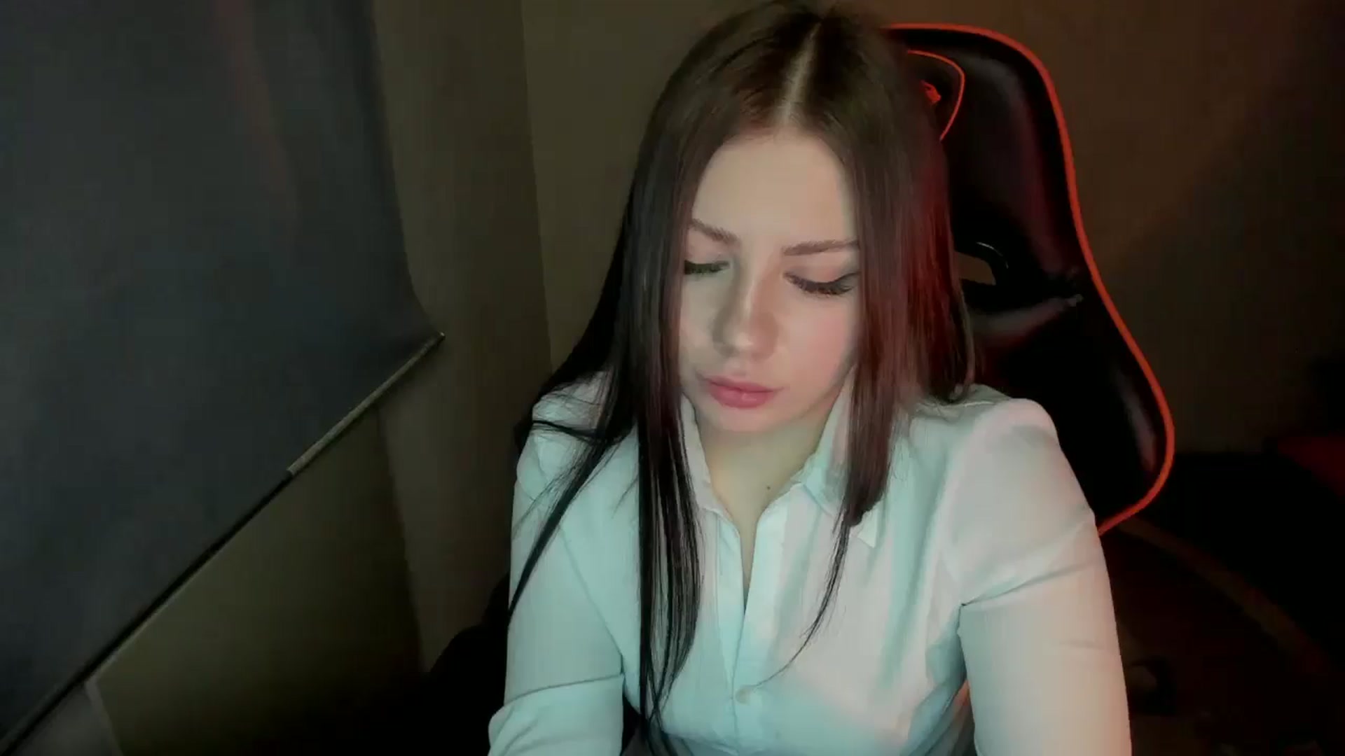 Gallery image thumbnail from FlyingDream's myfreecams stream on, 01/16/2025, 16:25 image 11 of 20