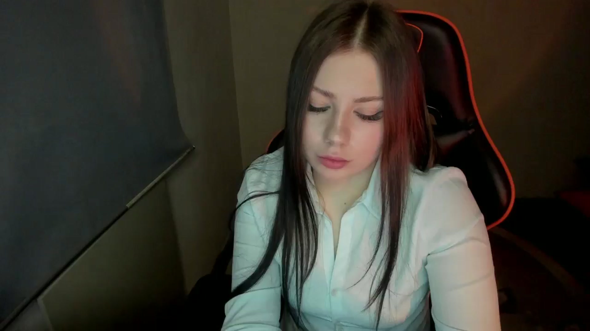 Gallery image thumbnail from FlyingDream's myfreecams stream on, 01/16/2025, 16:25 image 12 of 20
