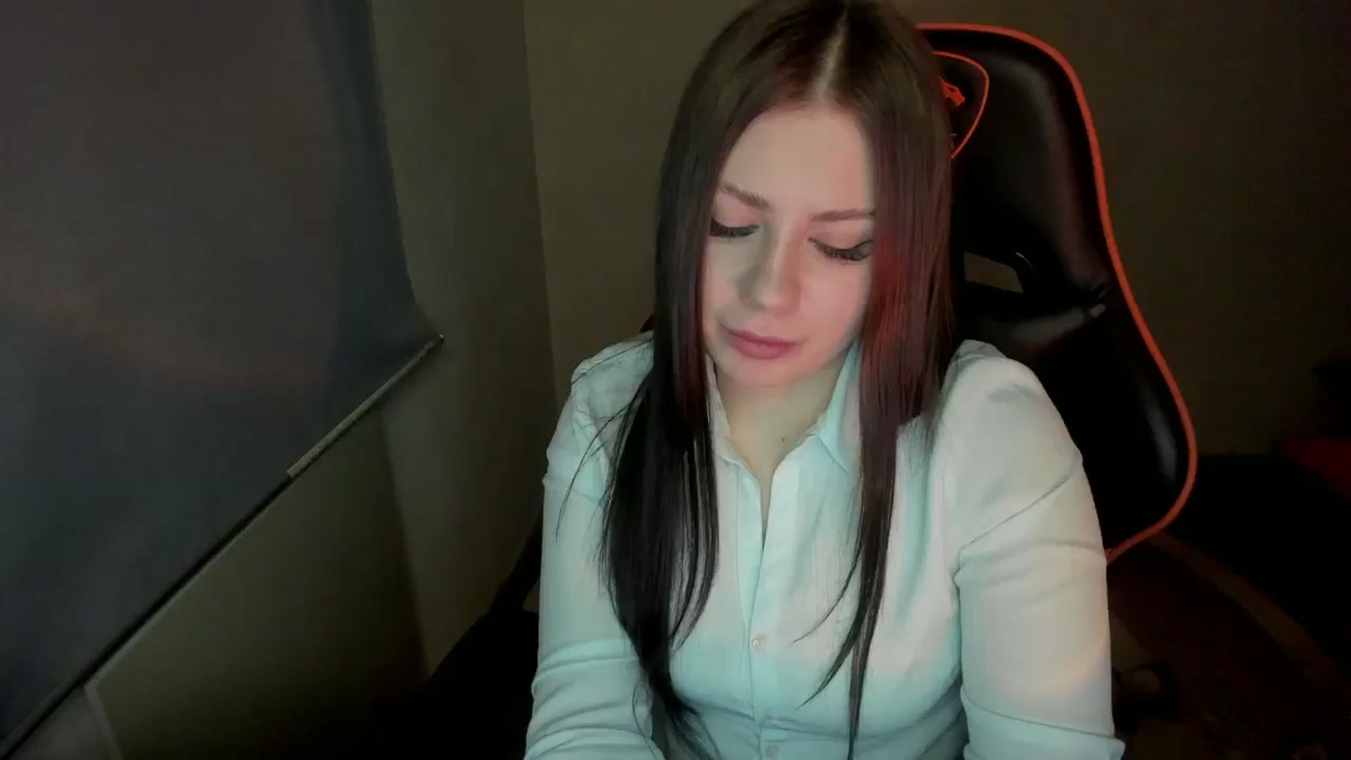 Gallery image thumbnail from FlyingDream's myfreecams stream on, 01/16/2025, 16:25 image 20 of 20