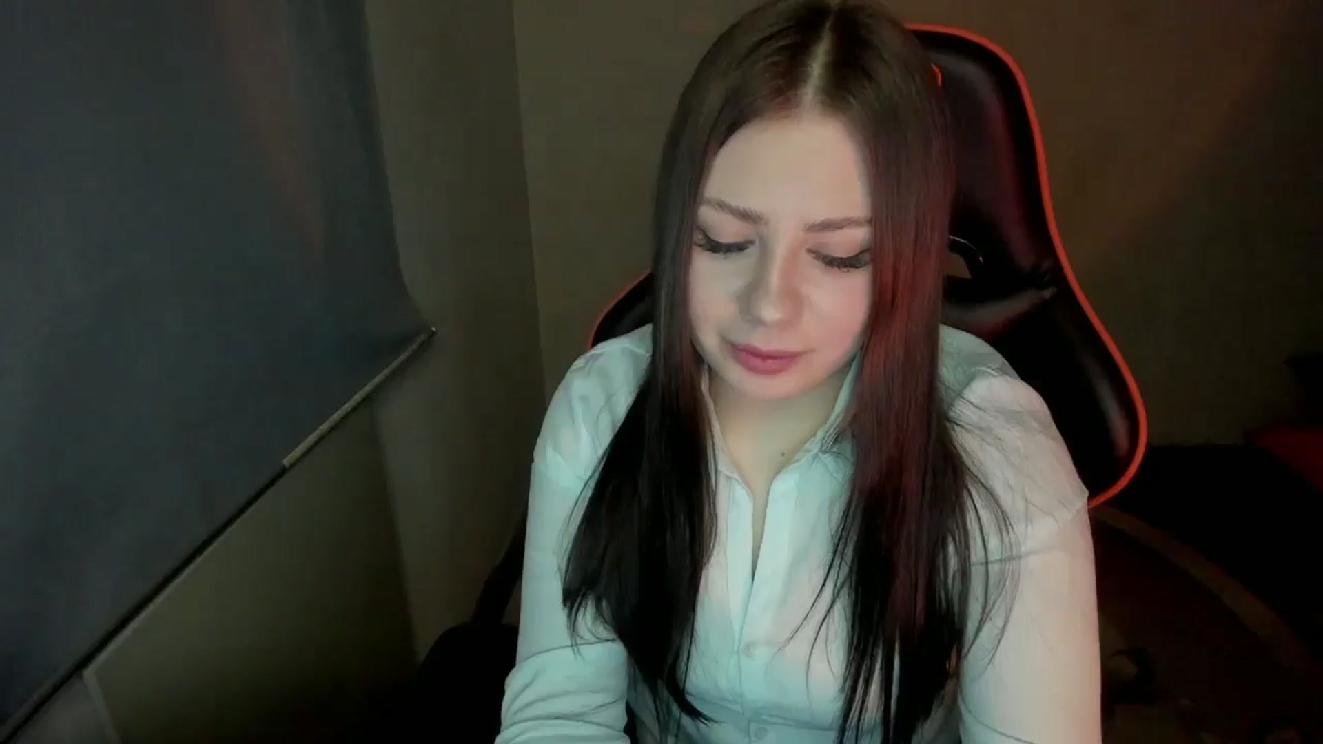 Gallery image thumbnail from FlyingDream's myfreecams stream on, 01/16/2025, 16:25 image 6 of 20