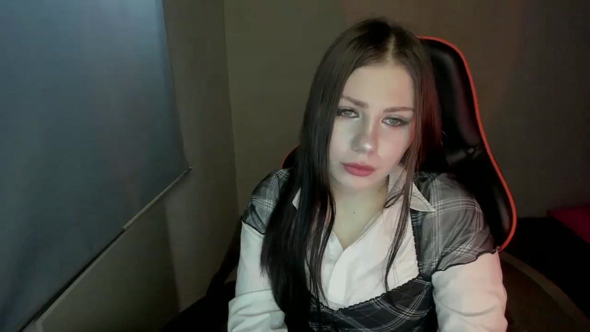 Gallery image thumbnail from FlyingDream's myfreecams stream on, 01/18/2025, 13:49 image 3 of 20