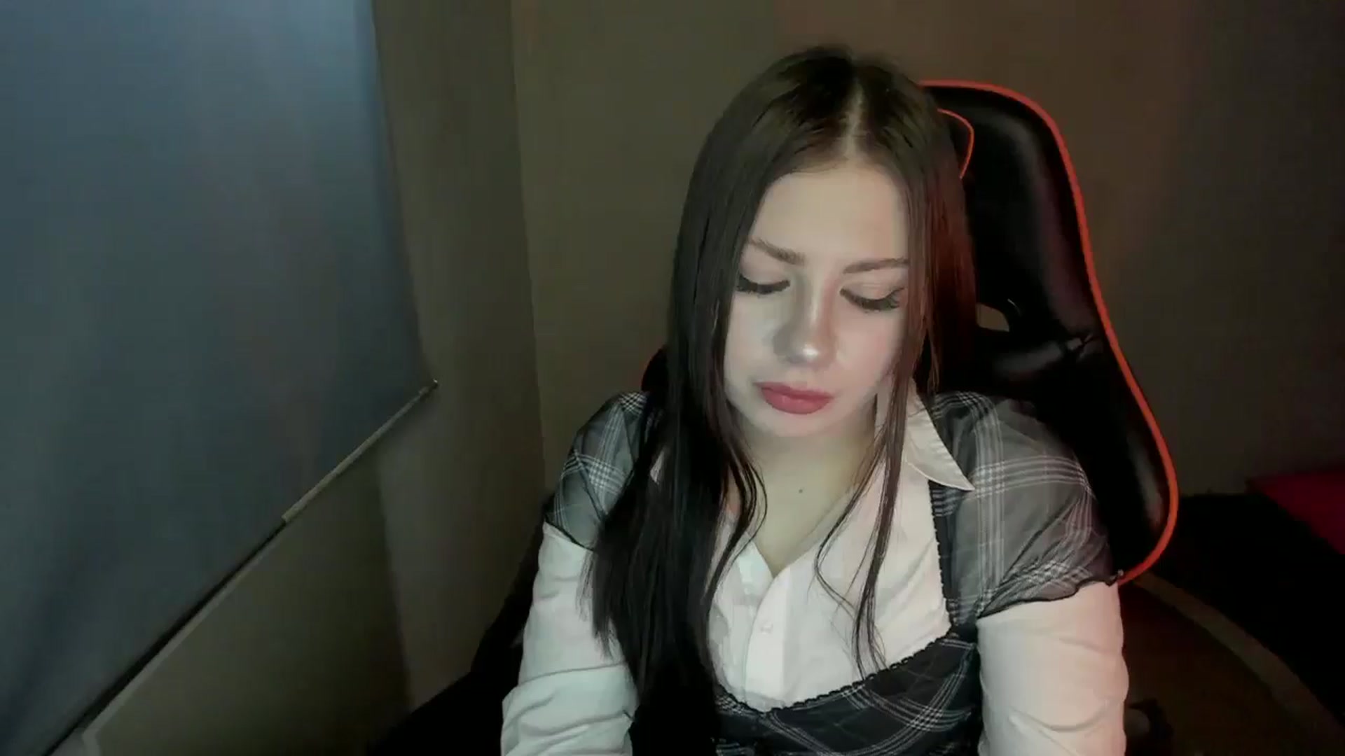 Gallery image thumbnail from FlyingDream's myfreecams stream on, 01/18/2025, 13:49 image 6 of 20
