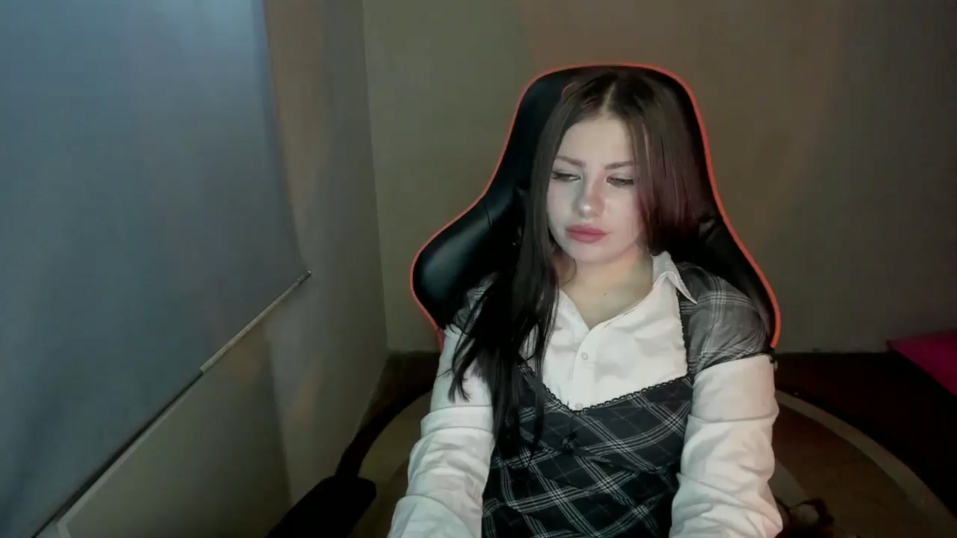 Gallery image thumbnail from FlyingDream's myfreecams stream on, 01/18/2025, 13:49 image 14 of 20