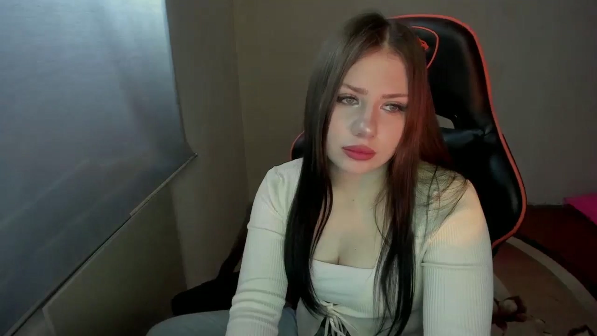 Gallery image thumbnail from FlyingDream's myfreecams stream on, 01/19/2025, 11:05 image 20 of 20