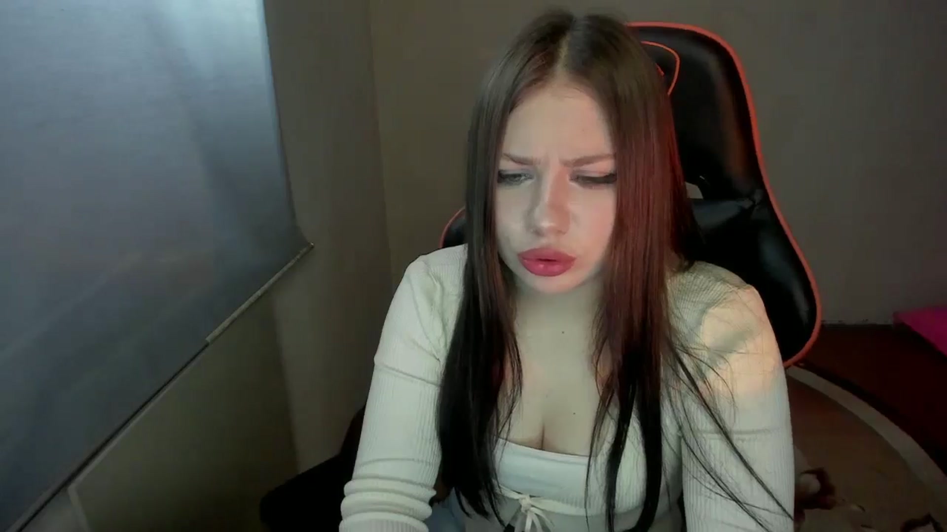 Gallery image thumbnail from FlyingDream's myfreecams stream on, 01/19/2025, 12:48 image 8 of 20