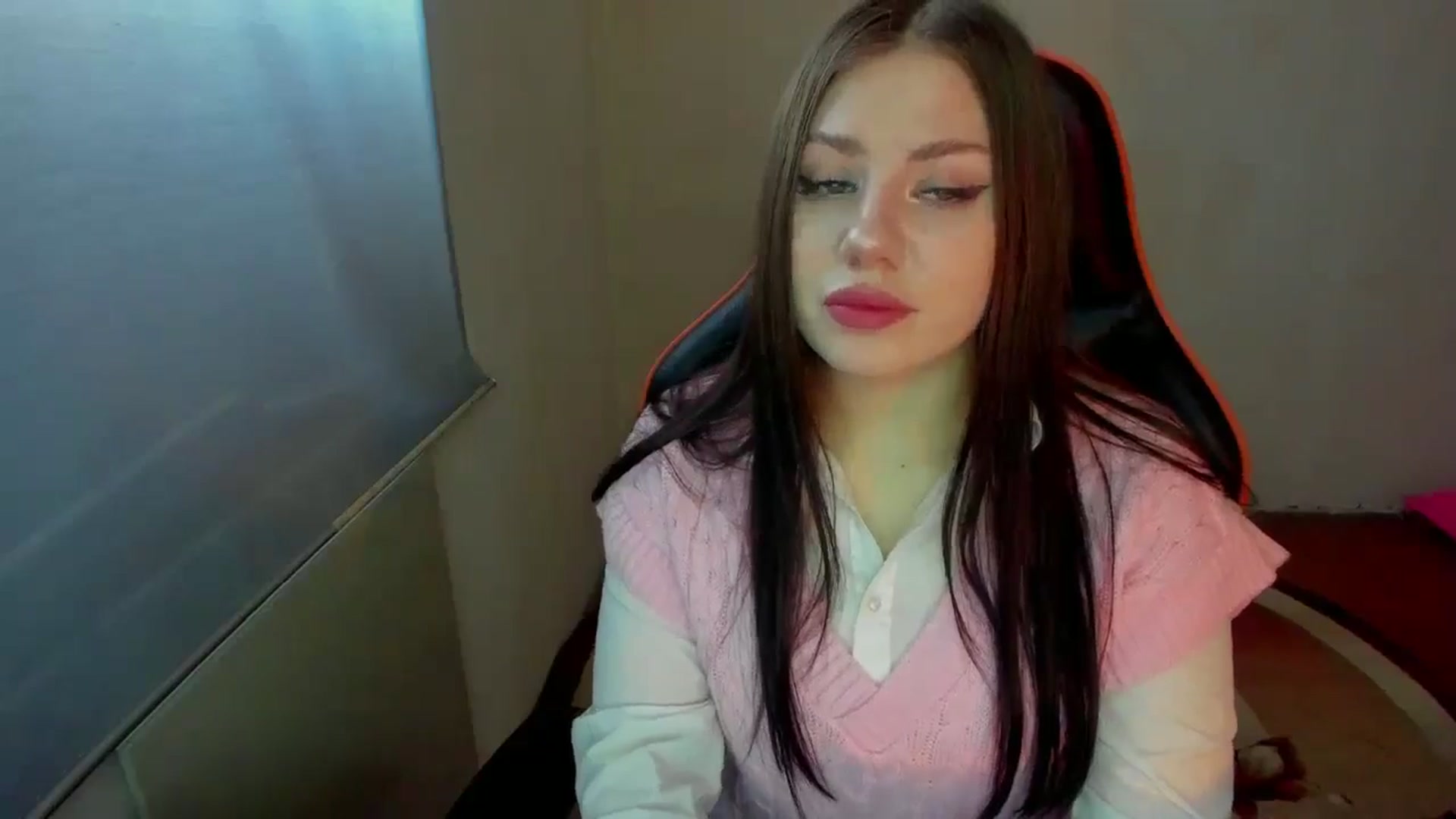 Gallery image thumbnail from FlyingDream's myfreecams stream on, 01/20/2025, 12:00 image 2 of 20
