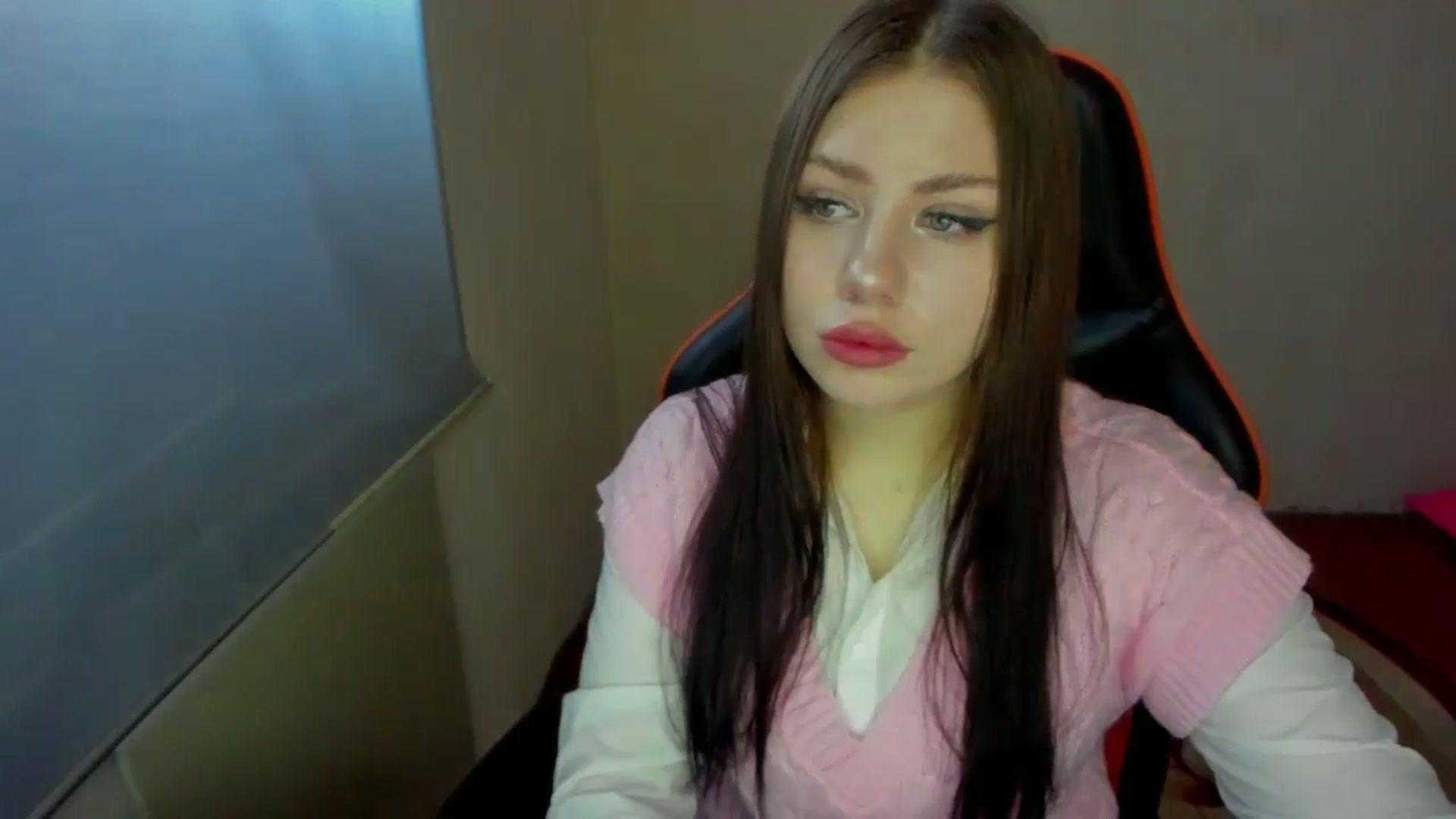 Gallery image thumbnail from FlyingDream's myfreecams stream on, 01/20/2025, 12:00 image 7 of 20