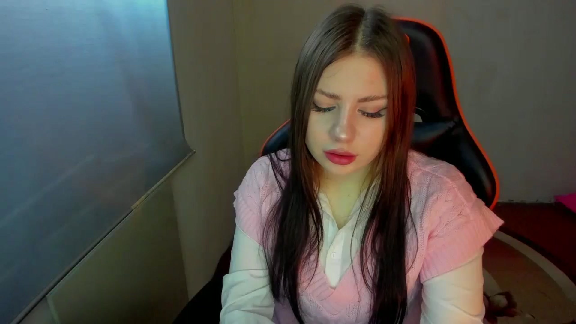 Gallery image thumbnail from FlyingDream's myfreecams stream on, 01/20/2025, 12:00 image 5 of 20