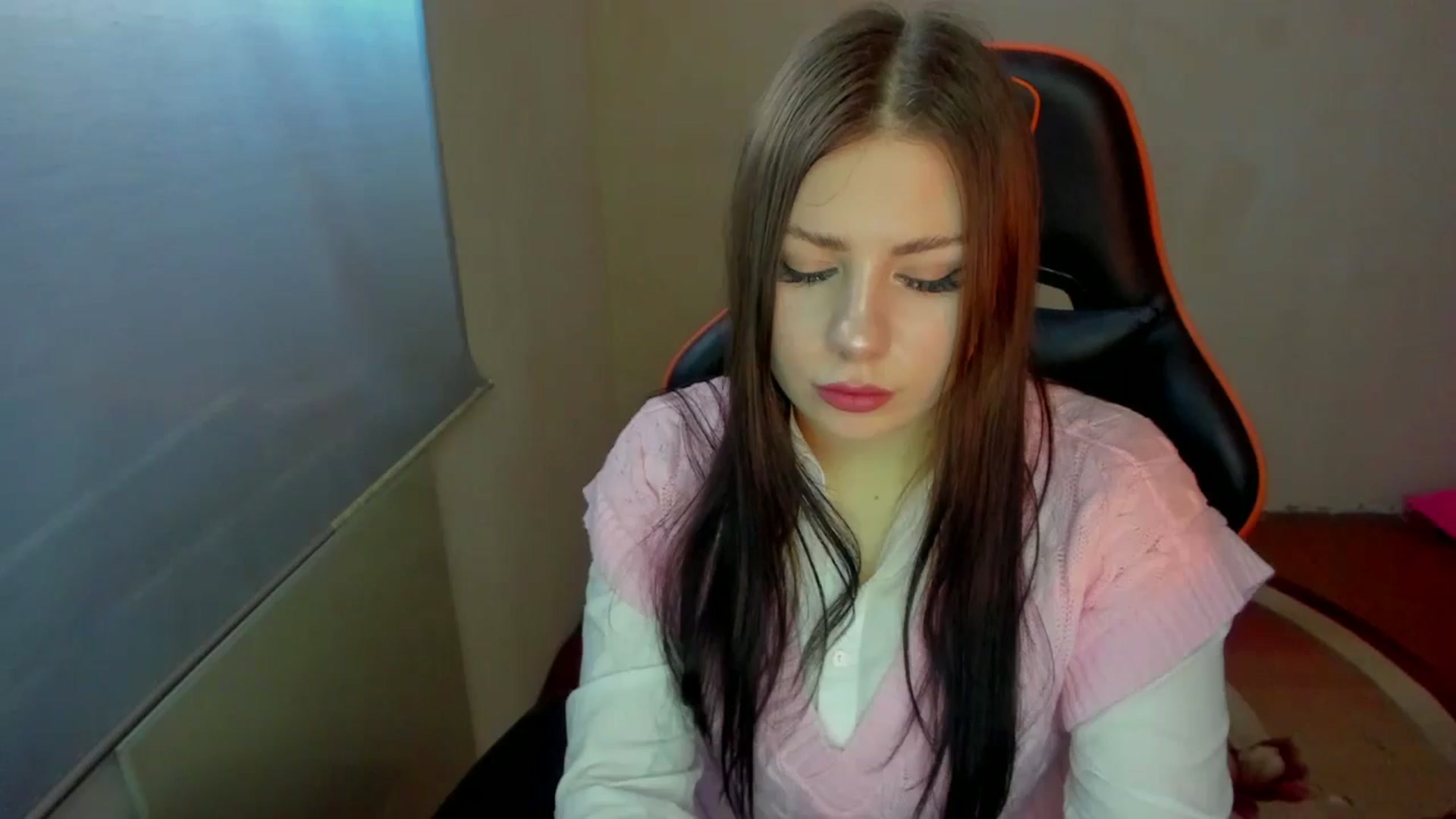 Gallery image thumbnail from FlyingDream's myfreecams stream on, 01/20/2025, 12:00 image 12 of 20