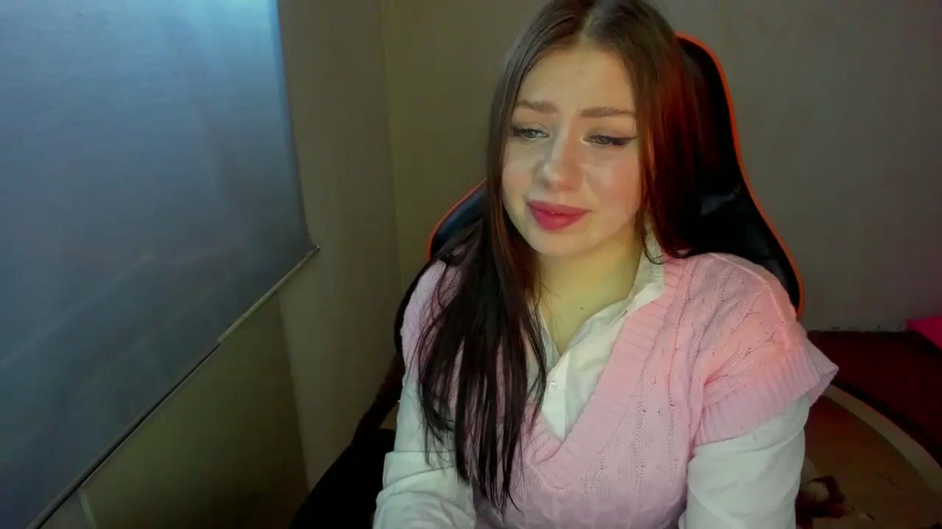 Gallery image thumbnail from FlyingDream's myfreecams stream on, 01/20/2025, 12:00 image 19 of 20