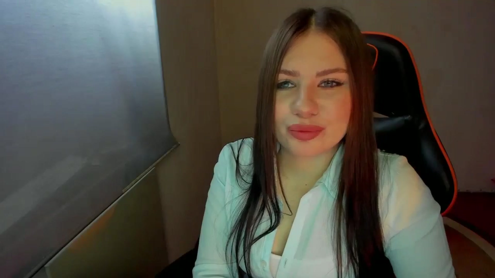 Gallery image thumbnail from FlyingDream's myfreecams stream on, 01/27/2025, 09:14 image 3 of 20